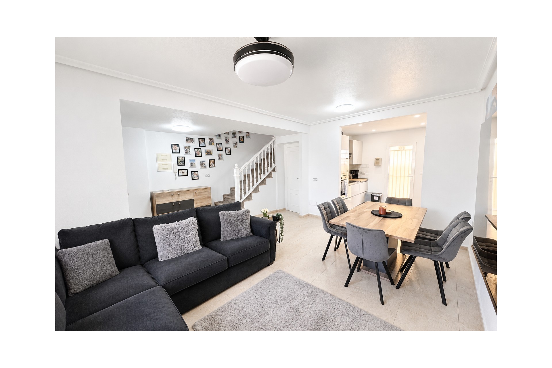 Återförsäljning - Town House -
Campoamor - Costa Blanca