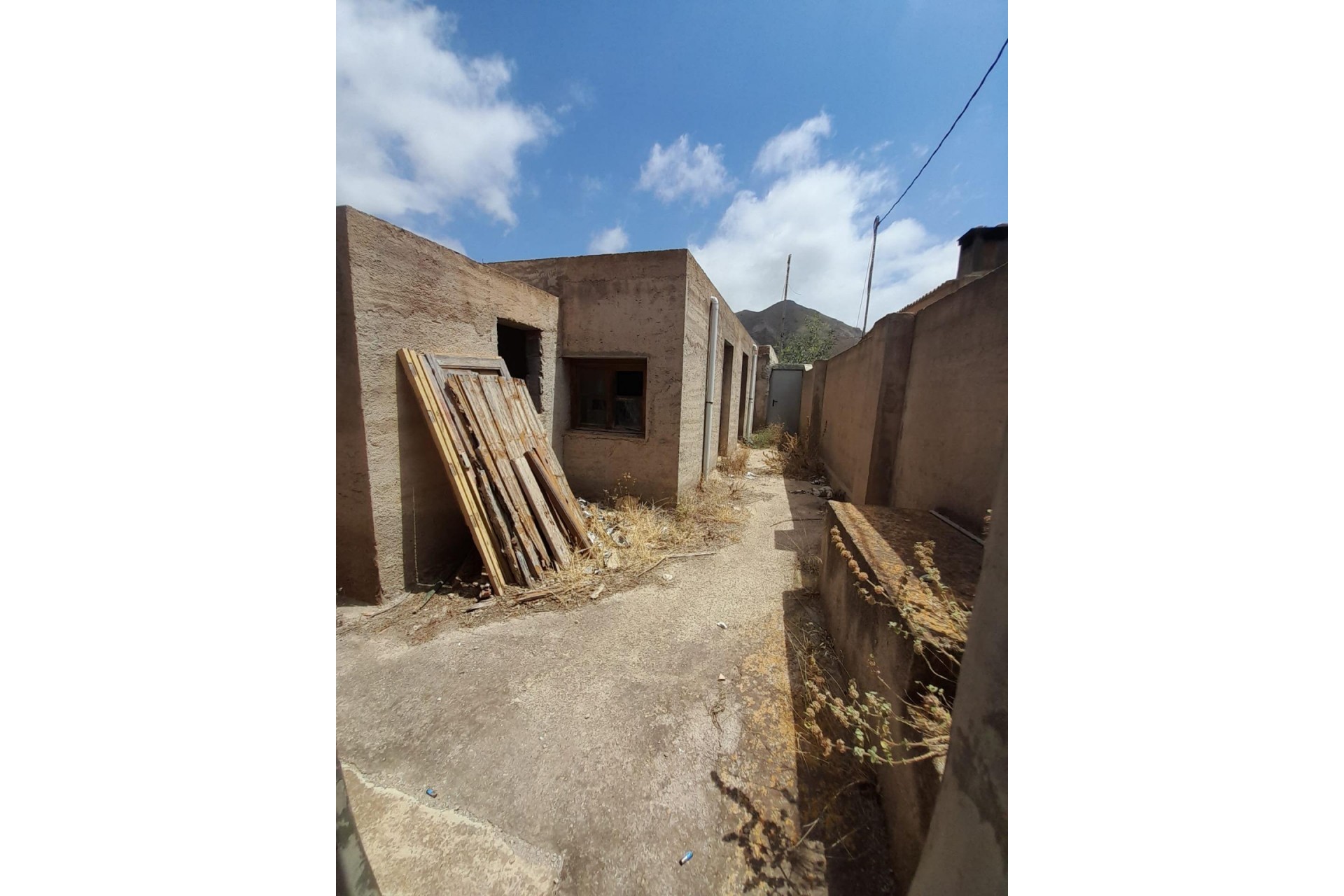 Återförsäljning - Town House -
Cartagena - Perín