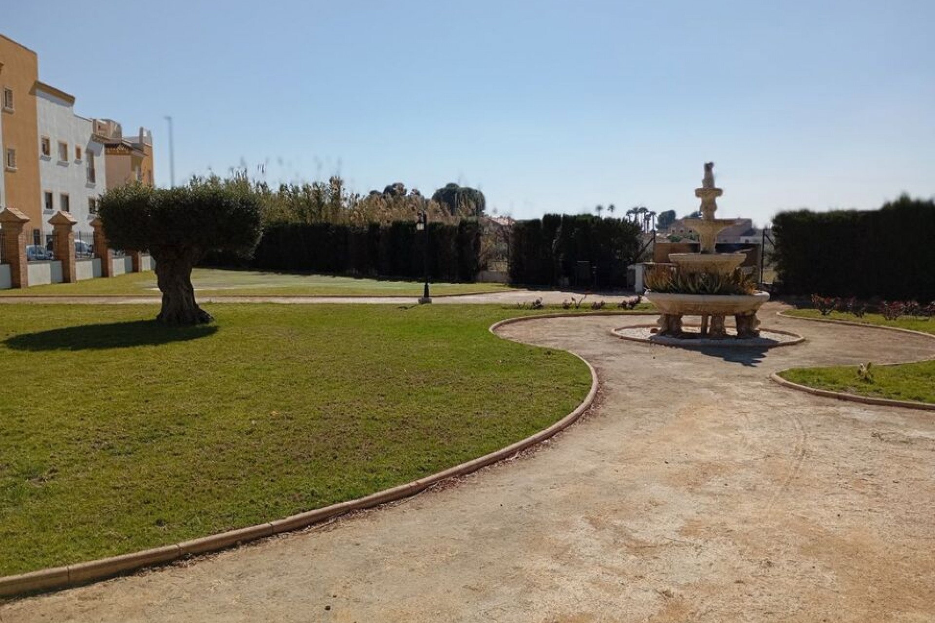 Återförsäljning - Town House -
Catral - Costa Blanca