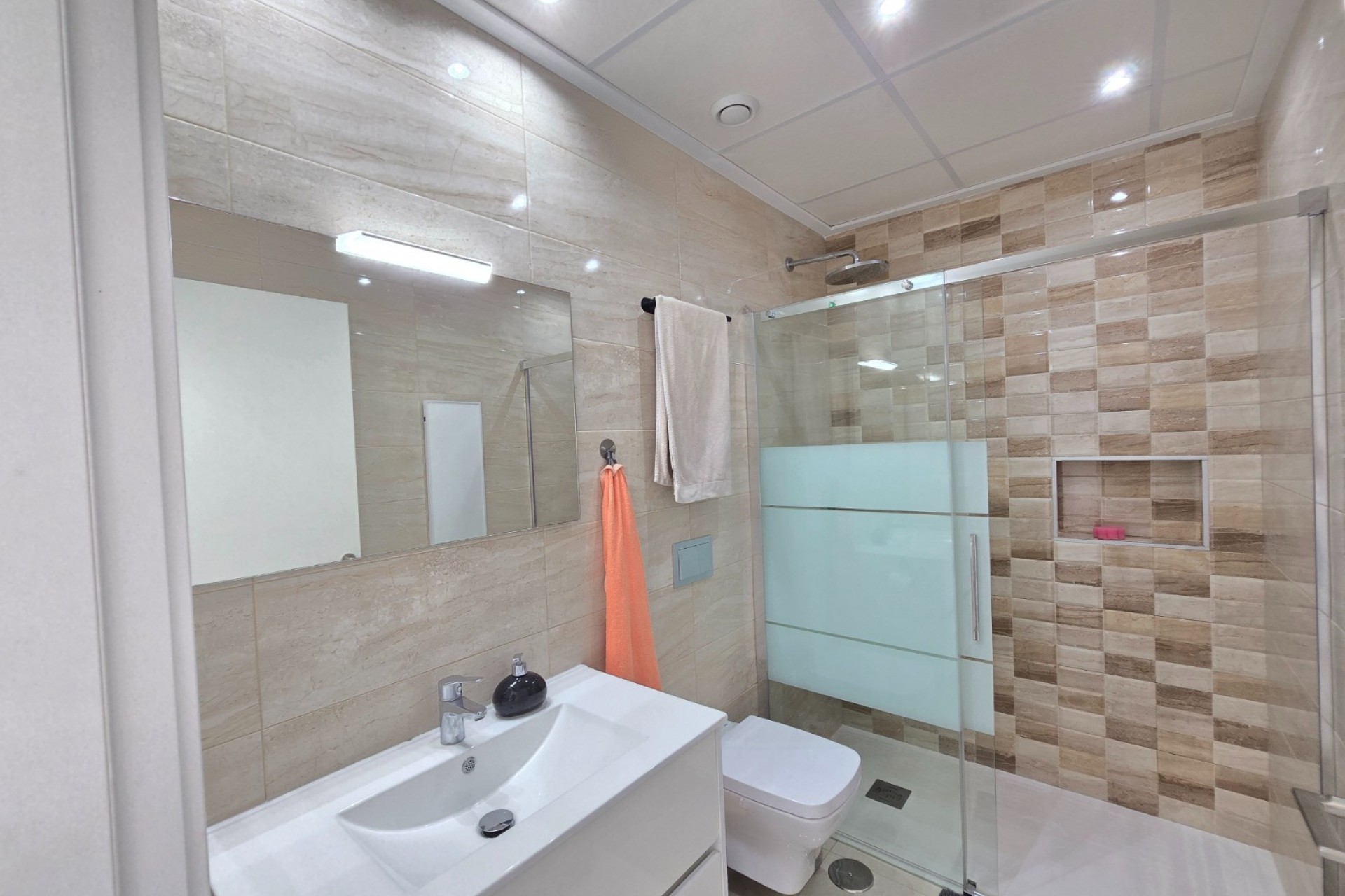 Återförsäljning - Town House -
Ciudad Quesada - Costa Blanca