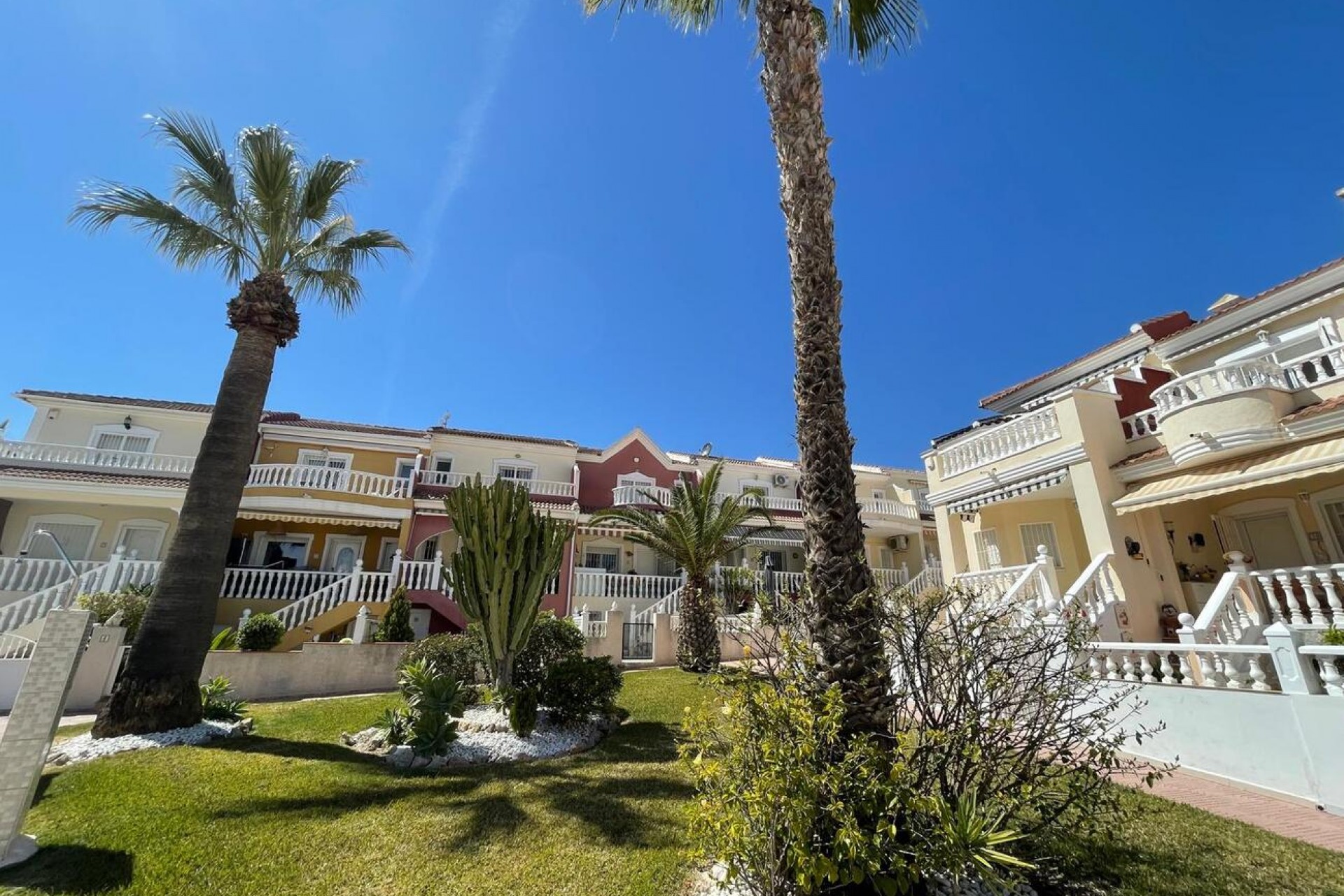 Återförsäljning - Town House -
Ciudad Quesada - Costa Blanca