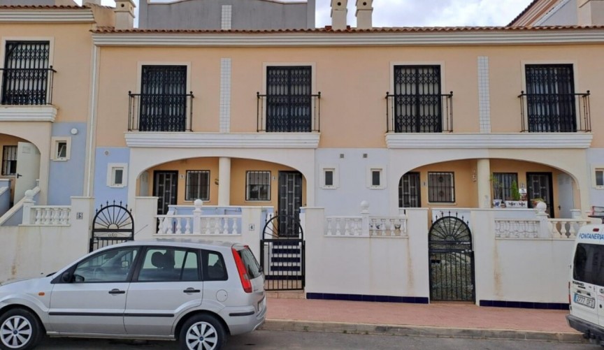 Återförsäljning - Town House -
Ciudad Quesada - Costa Blanca