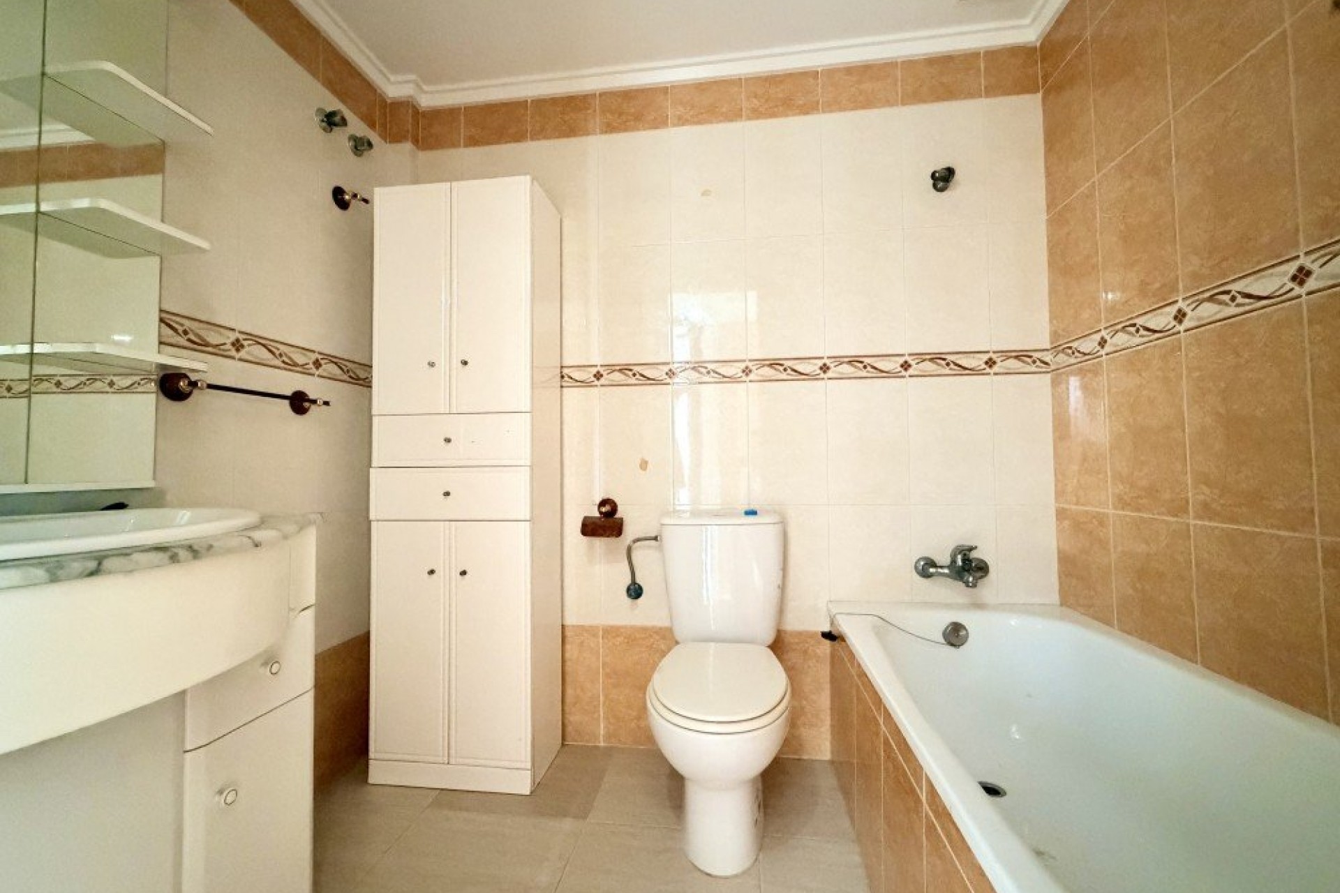 Återförsäljning - Town House -
Ciudad Quesada - Costa Blanca