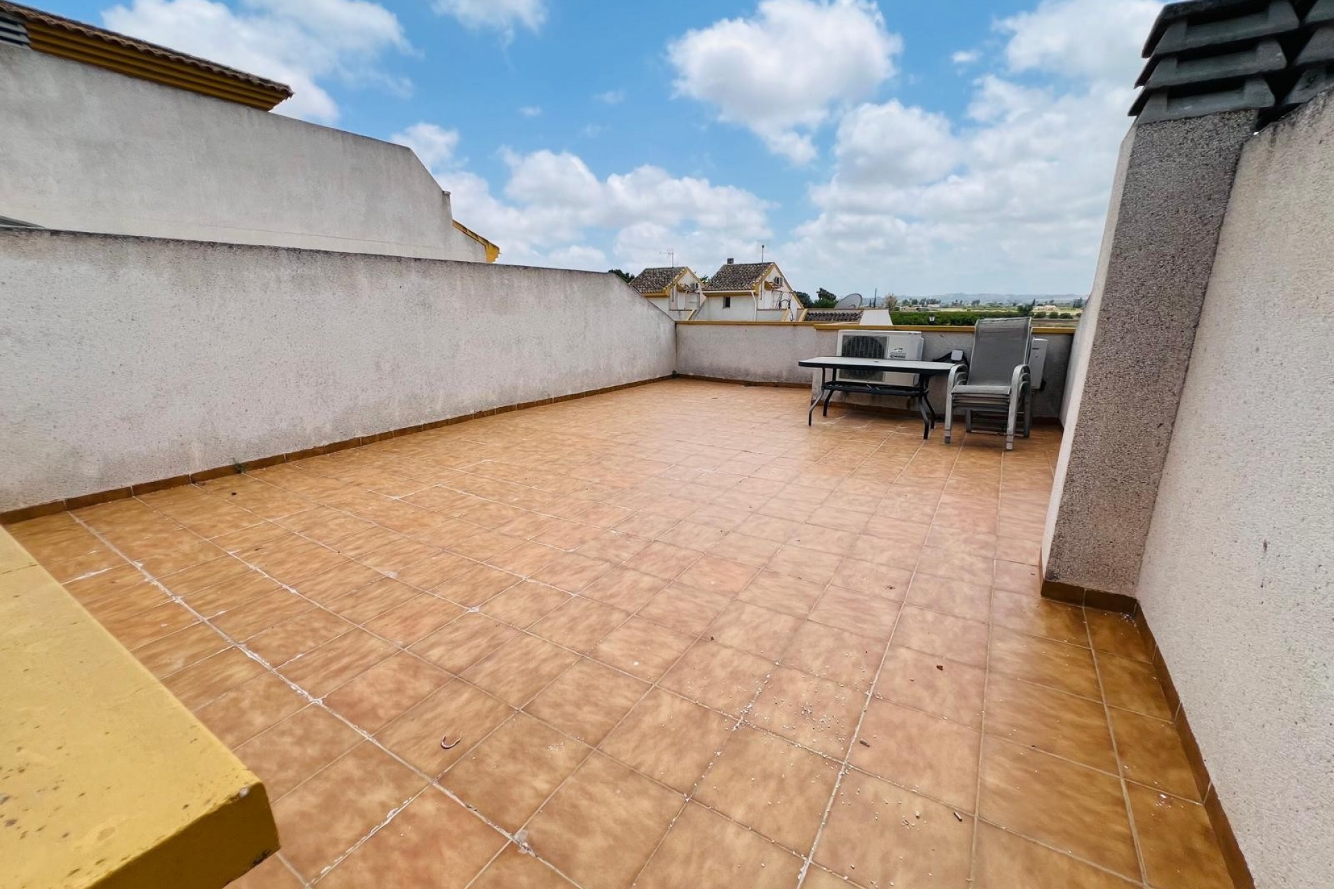 Återförsäljning - Town House -
Daya Nueva - Costa Blanca