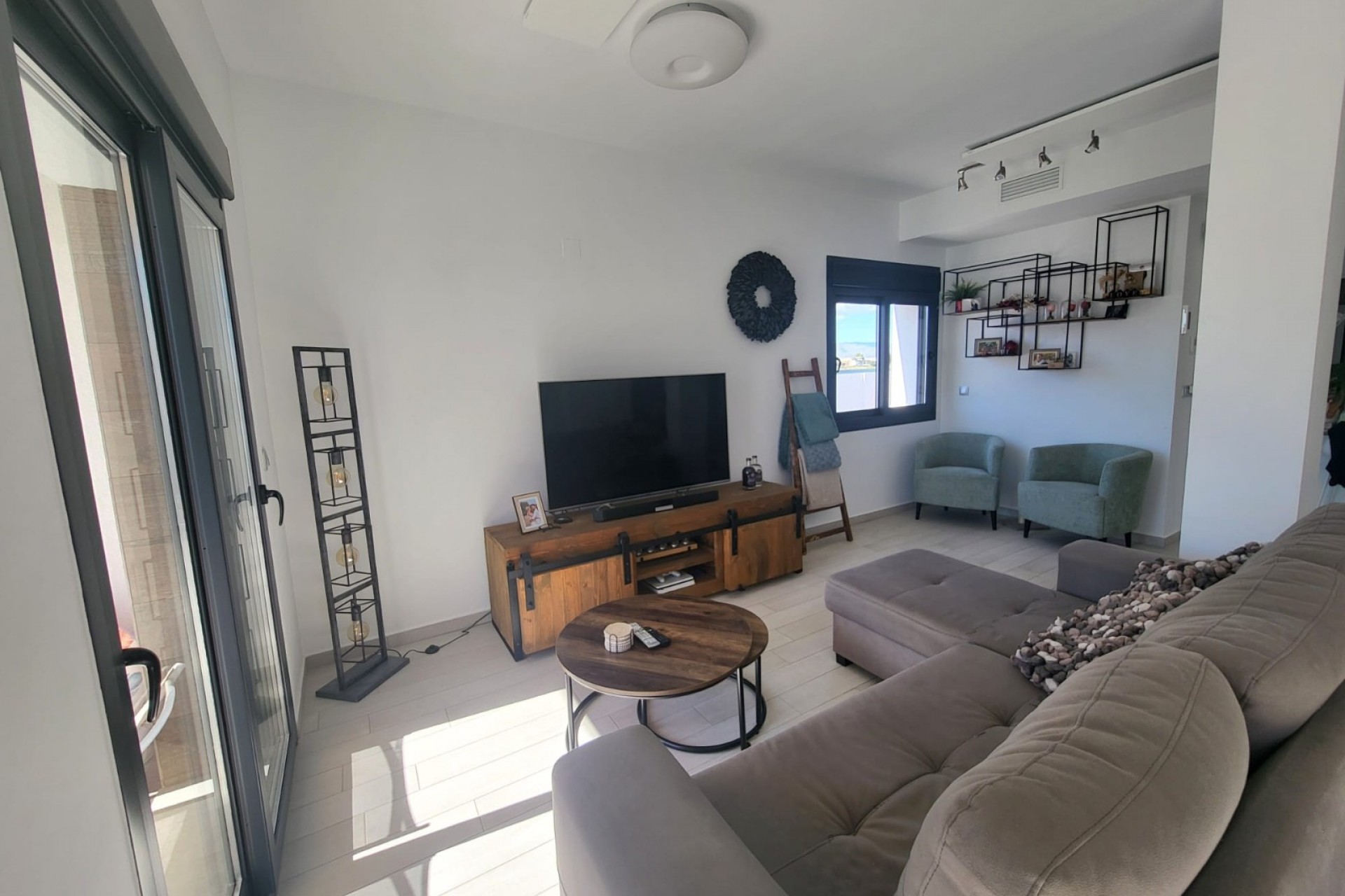 Återförsäljning - Town House -
Daya Vieja - Costa Blanca