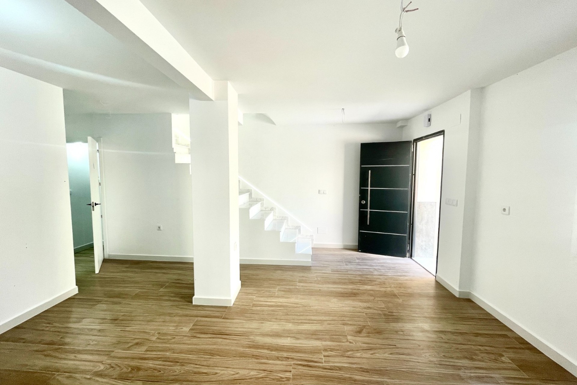 Återförsäljning - Town House -
Daya Vieja - Costa Blanca