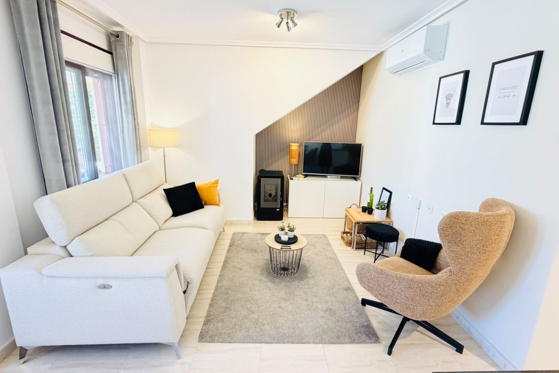 Återförsäljning - Town House -
Daya Vieja - Costa Blanca
