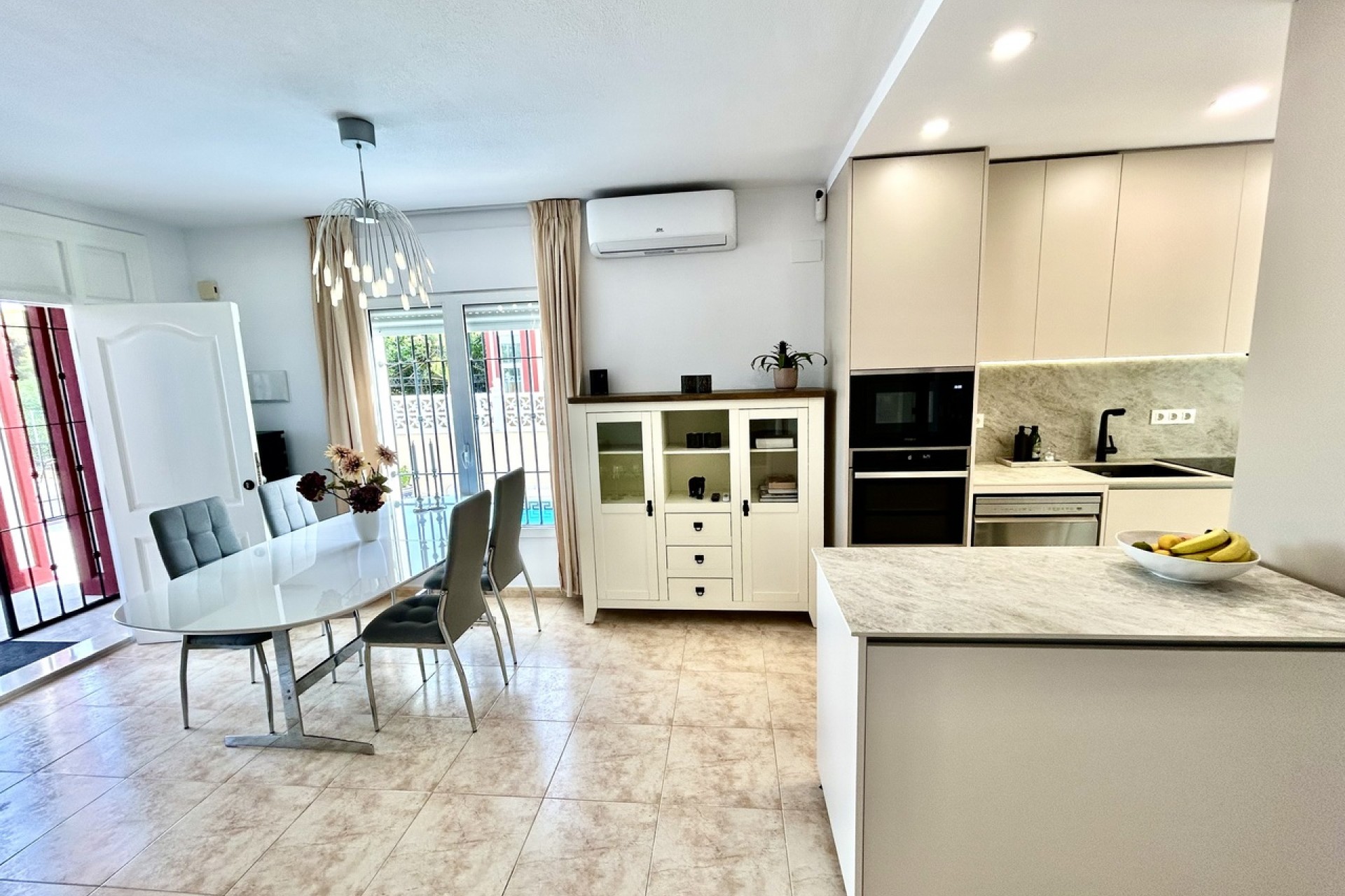 Återförsäljning - Town House -
Dehesa de Campoamor - Costa Blanca