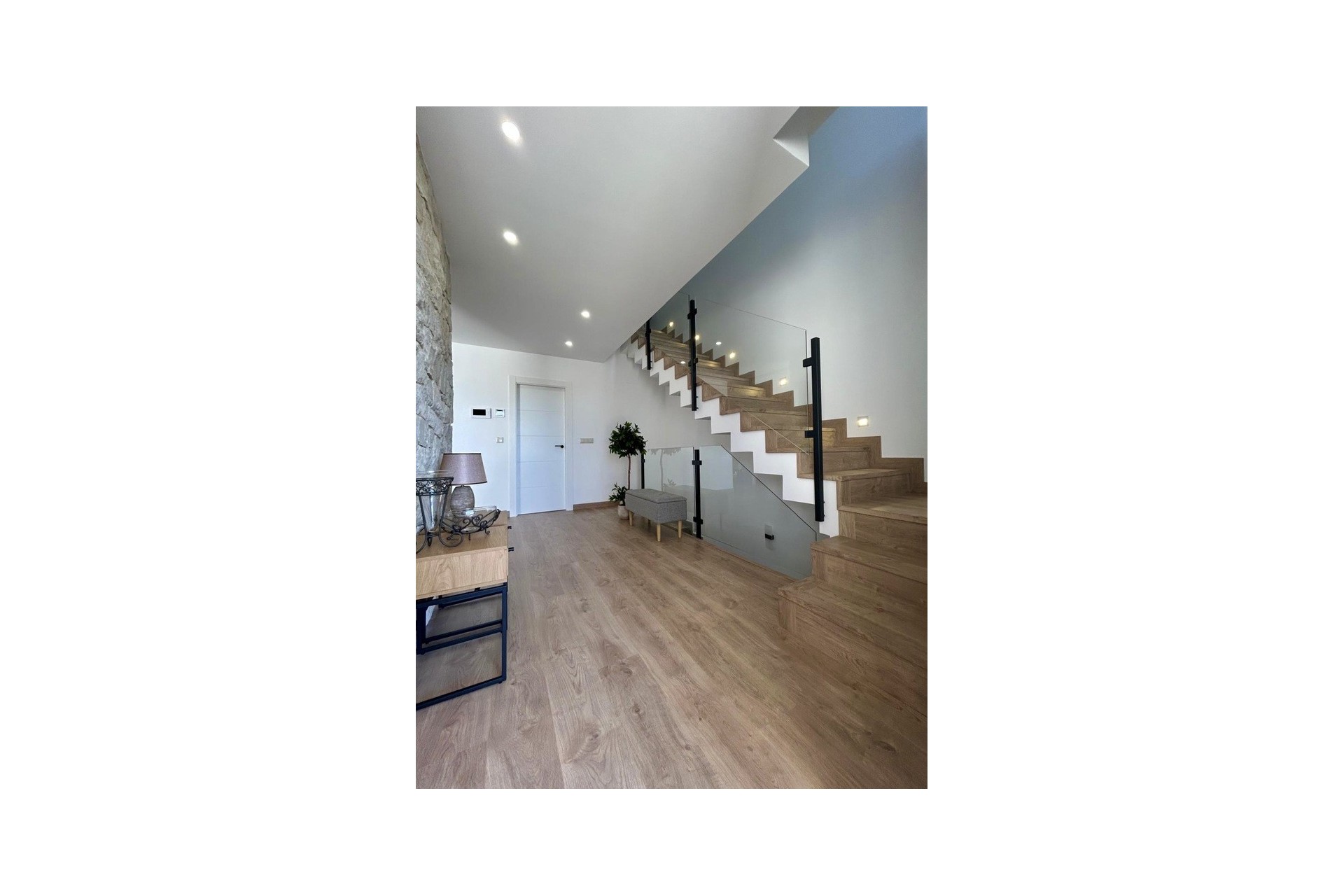 Återförsäljning - Town House -
Dolores - Costa Blanca