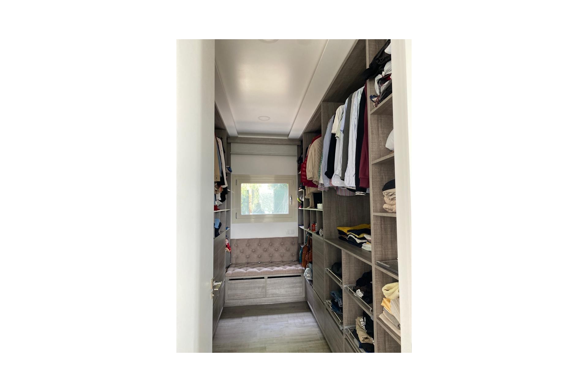 Återförsäljning - Town House -
El Campello - Costa Blanca