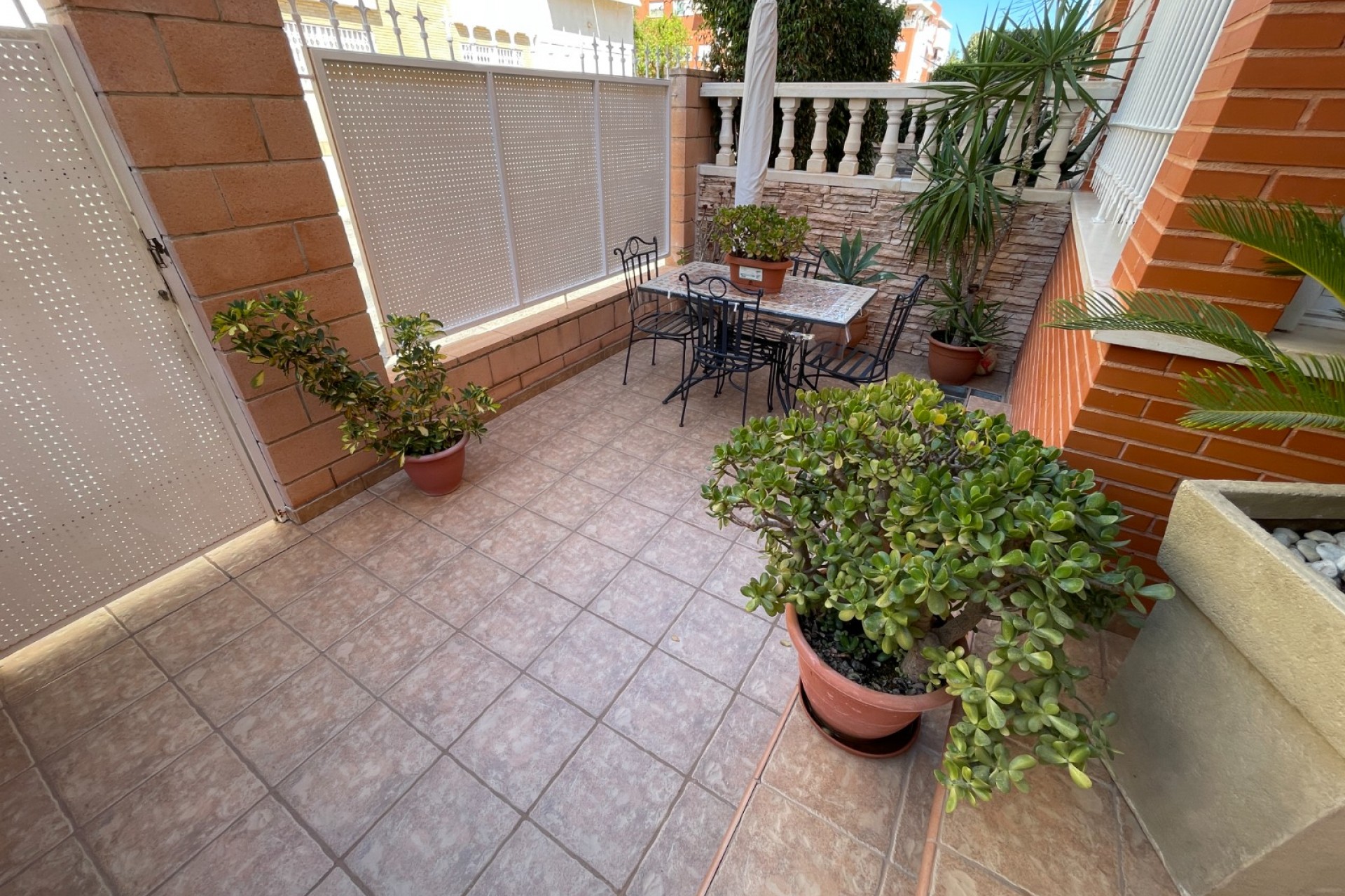 Återförsäljning - Town House -
Elche - Costa Blanca