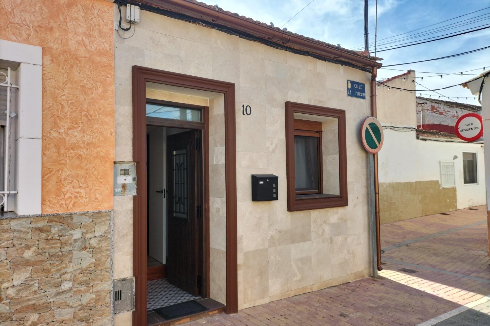 Återförsäljning - Town House -
Formentera del Segura - Centro