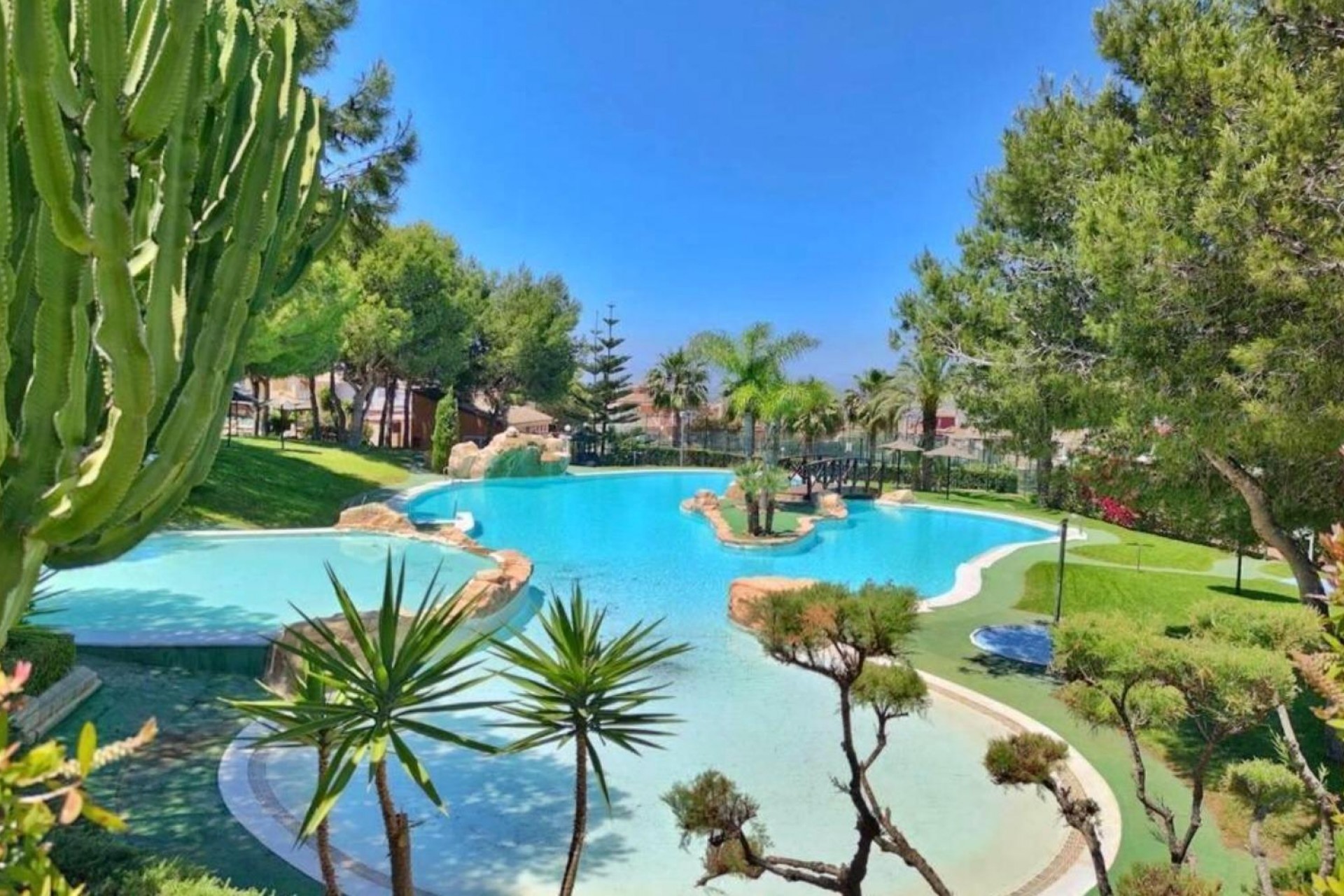 Återförsäljning - Town House -
Gran Alacant - Monte Faro-altomar