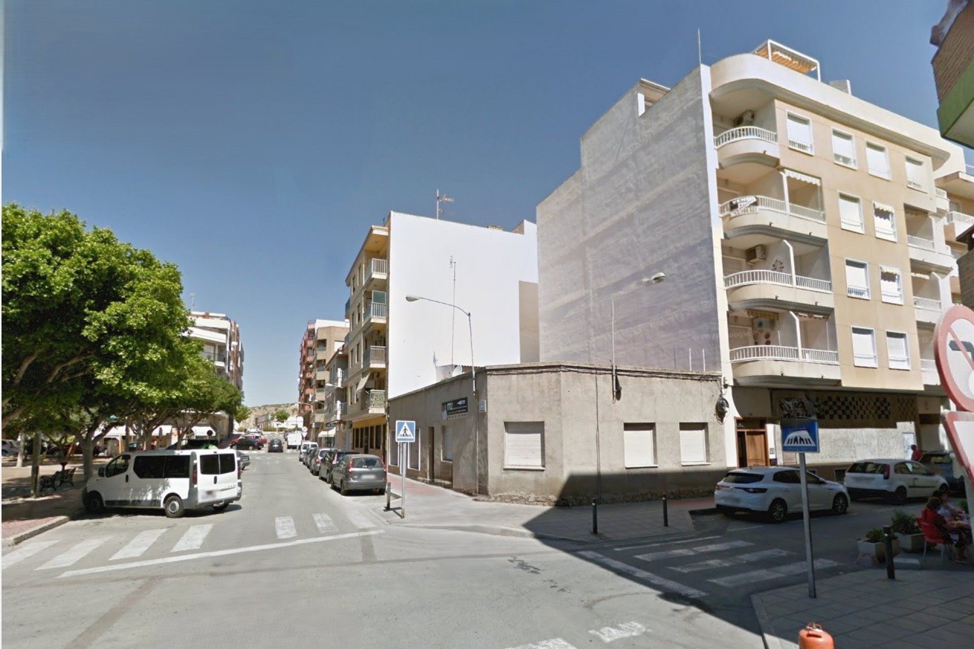 Återförsäljning - Town House -
Guardamar del Segura - Costa Blanca