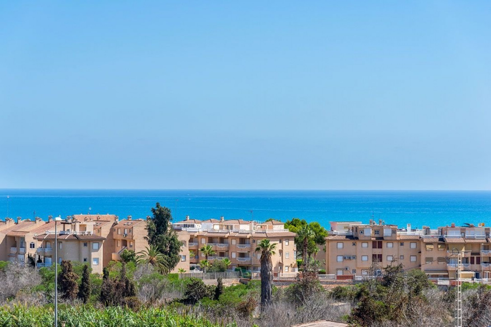 Återförsäljning - Town House -
Guardamar del Segura - Costa Blanca