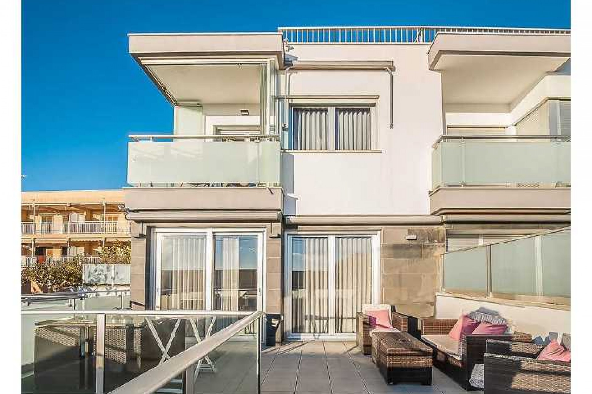 Återförsäljning - Town House -
Guardamar del Segura - Costa Blanca