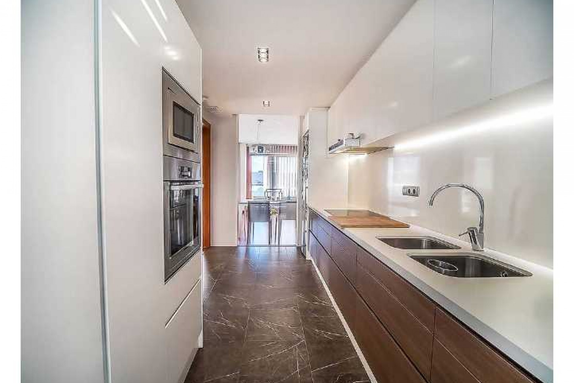 Återförsäljning - Town House -
Guardamar del Segura - Costa Blanca