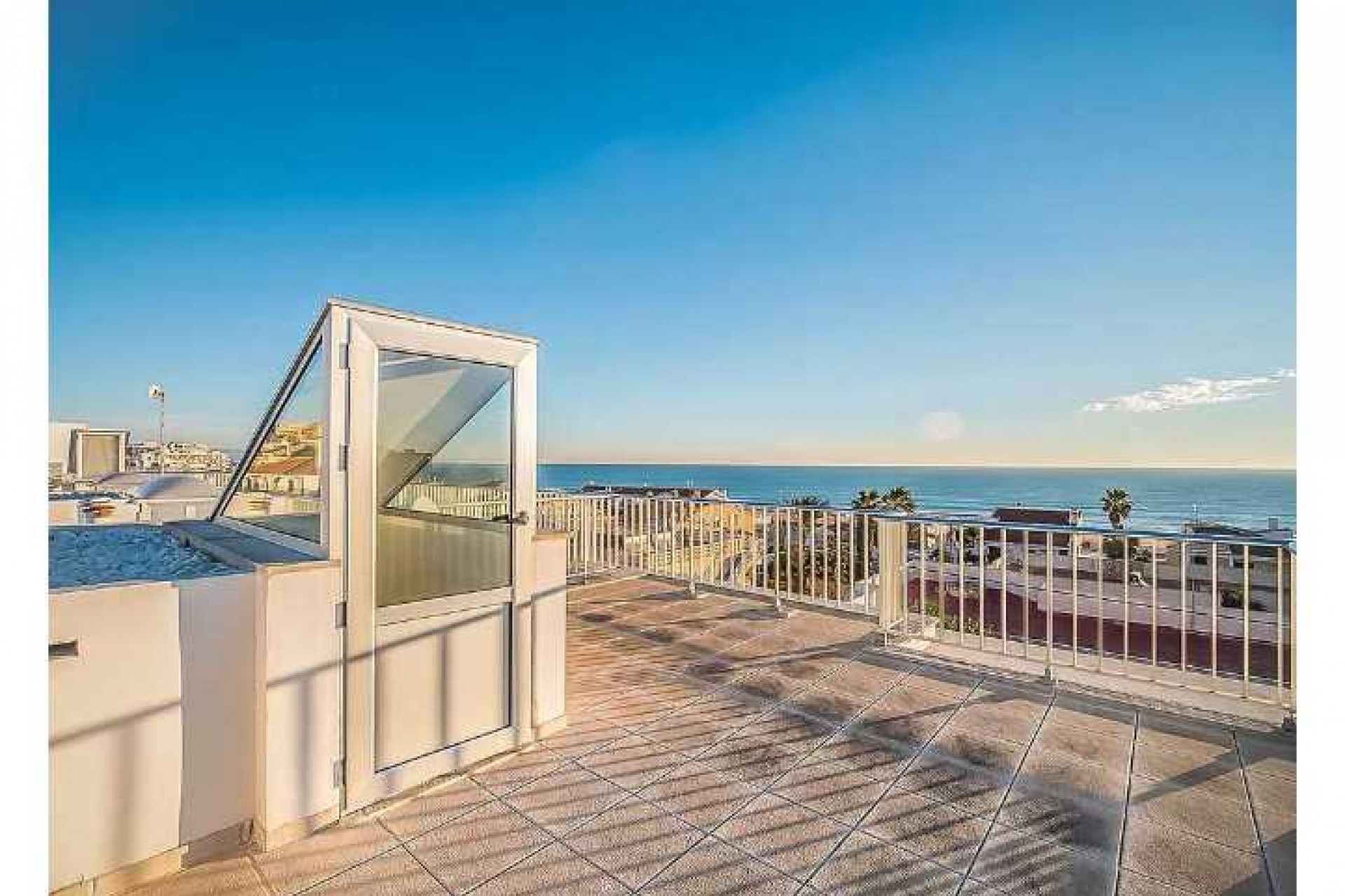 Återförsäljning - Town House -
Guardamar del Segura - Costa Blanca