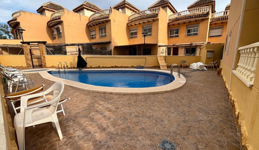 Återförsäljning - Town House -
Guardamar del Segura - Costa Blanca