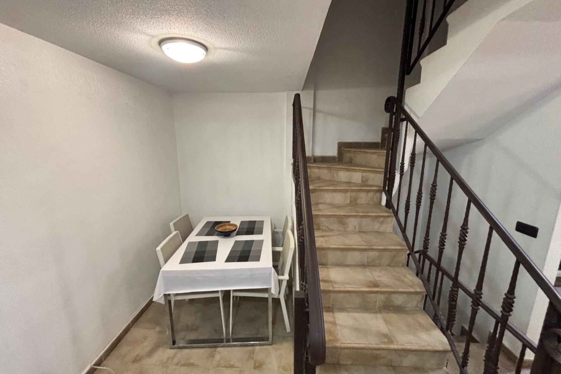 Återförsäljning - Town House -
Guardamar del Segura - Costa Blanca