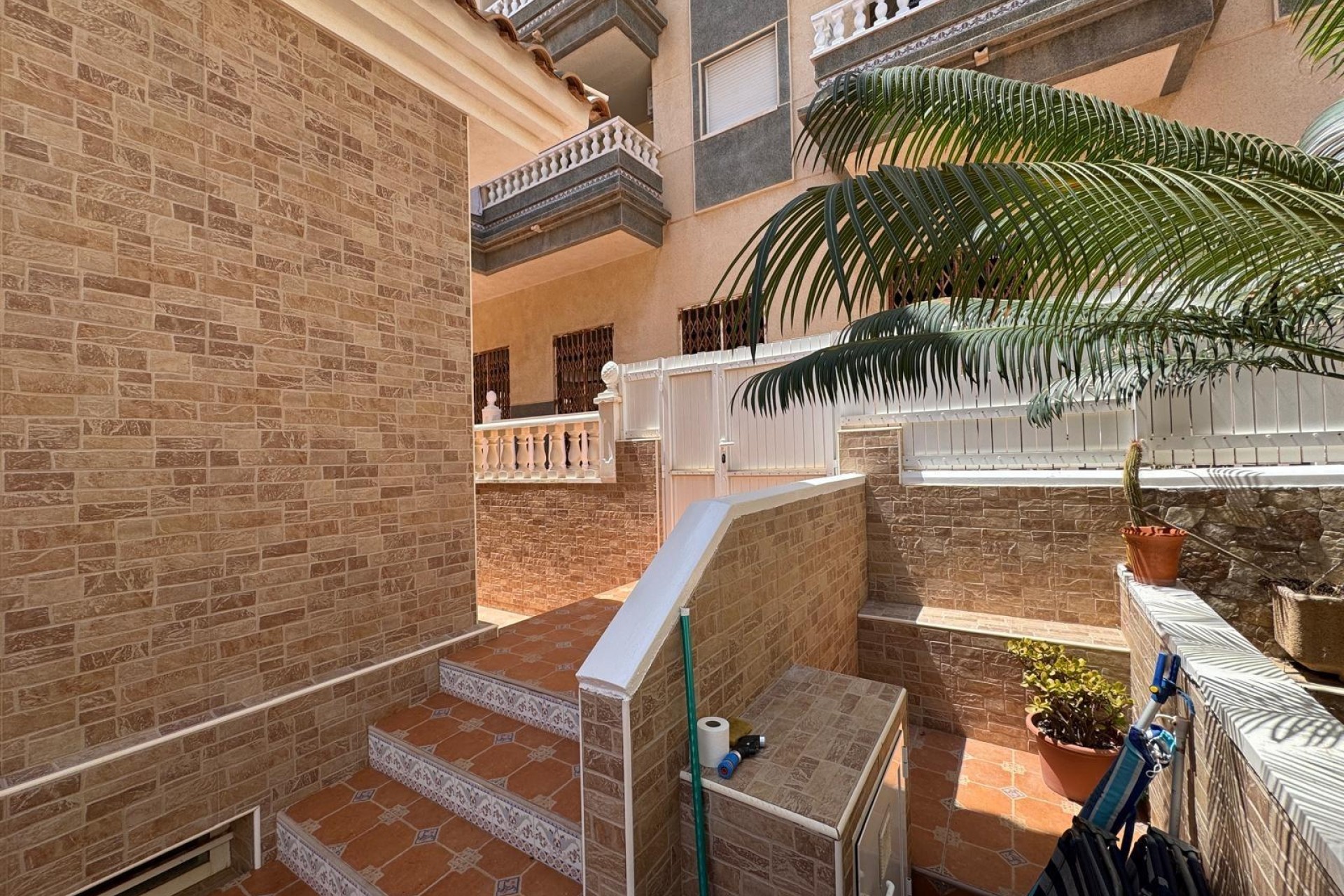 Återförsäljning - Town House -
Guardamar del Segura - Urbanizaciones