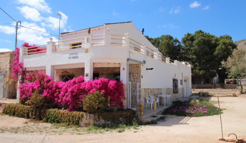 Återförsäljning - Town House -
Hondón de las Nieves - Inland