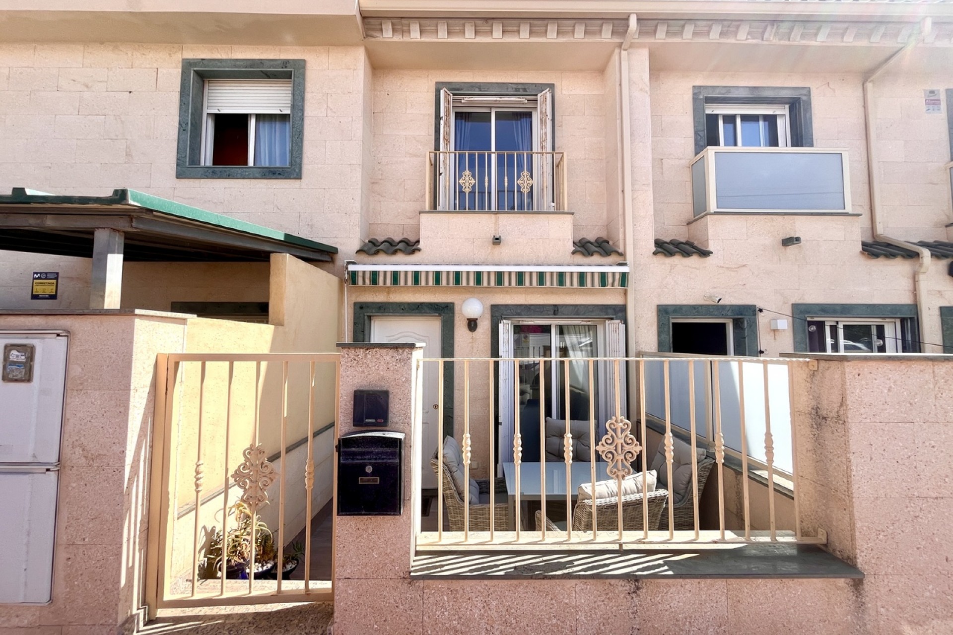 Återförsäljning - Town House -
La Mata - Costa Blanca