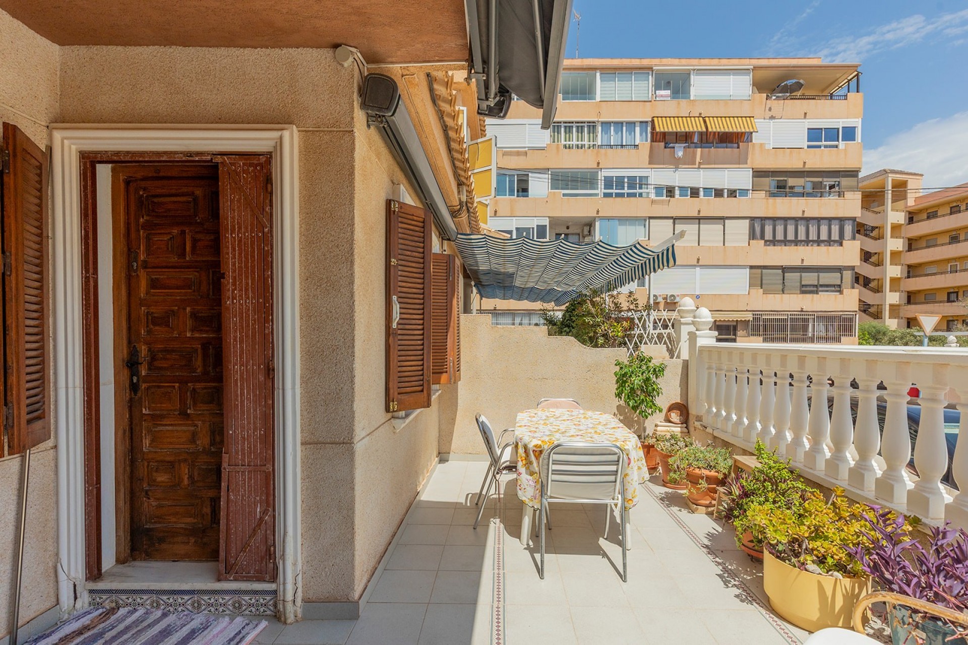Återförsäljning - Town House -
La Mata - Costa Blanca