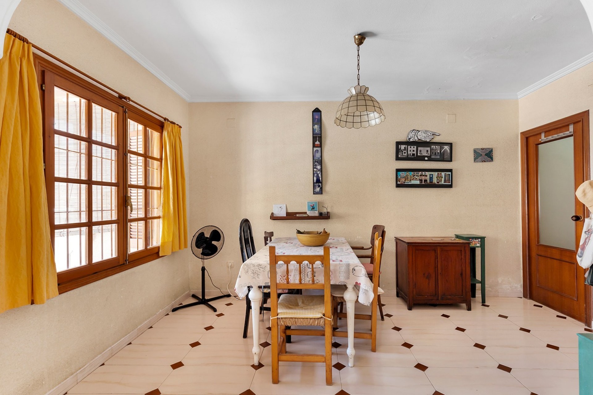 Återförsäljning - Town House -
La Mata - Costa Blanca