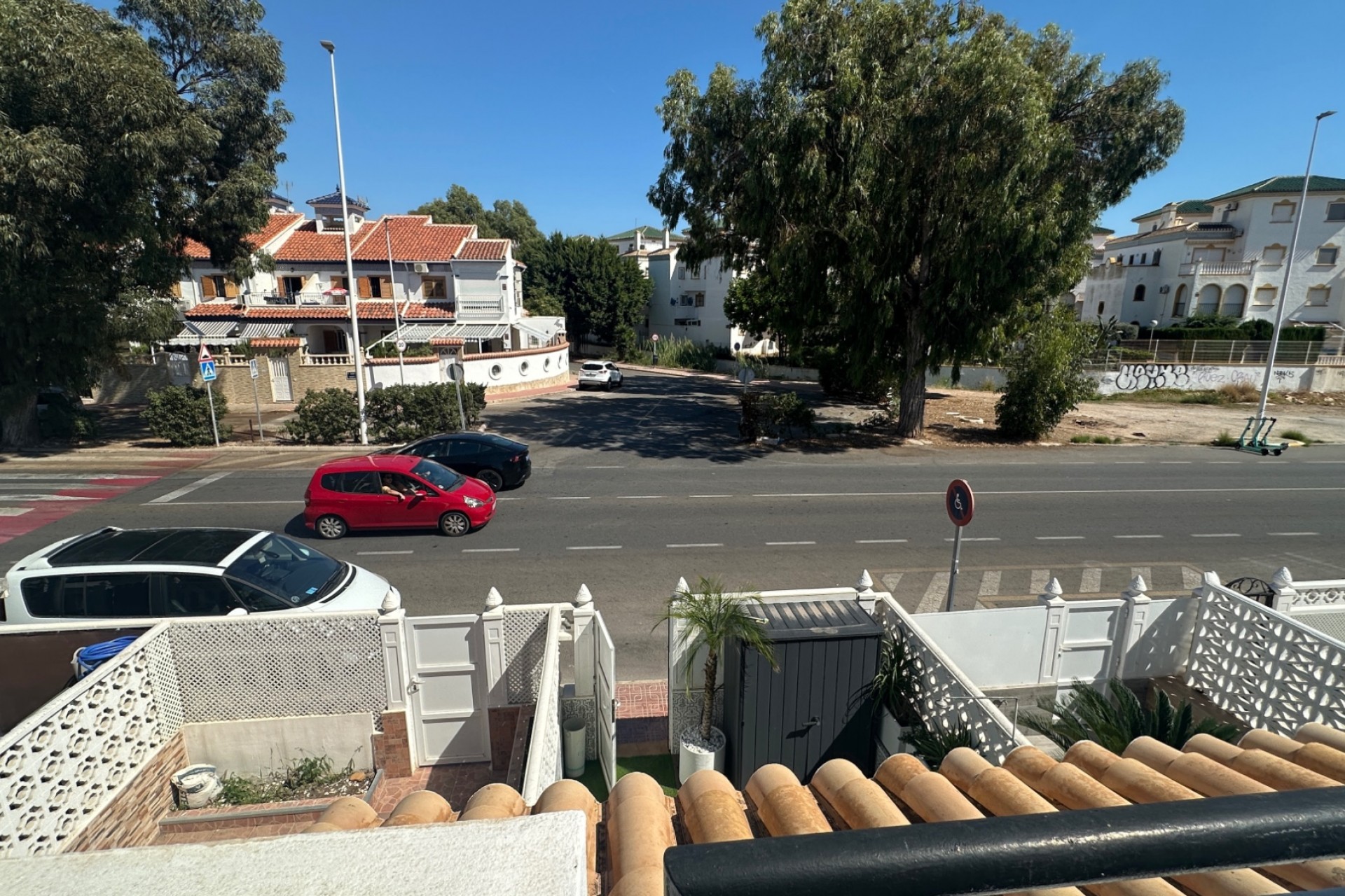 Återförsäljning - Town House -
La Mata - Costa Blanca