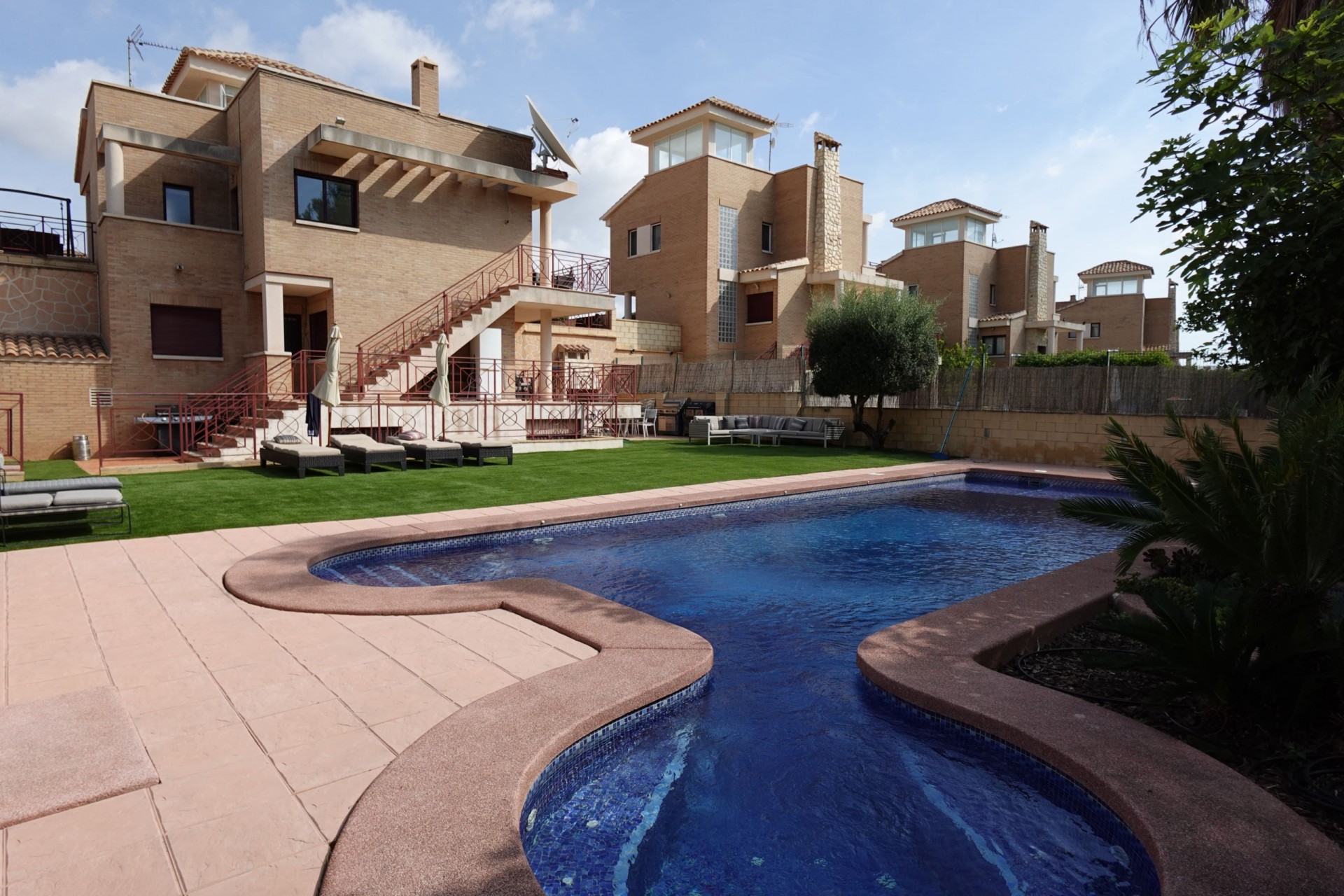 Återförsäljning - Town House -
La Nucía - Costa Blanca