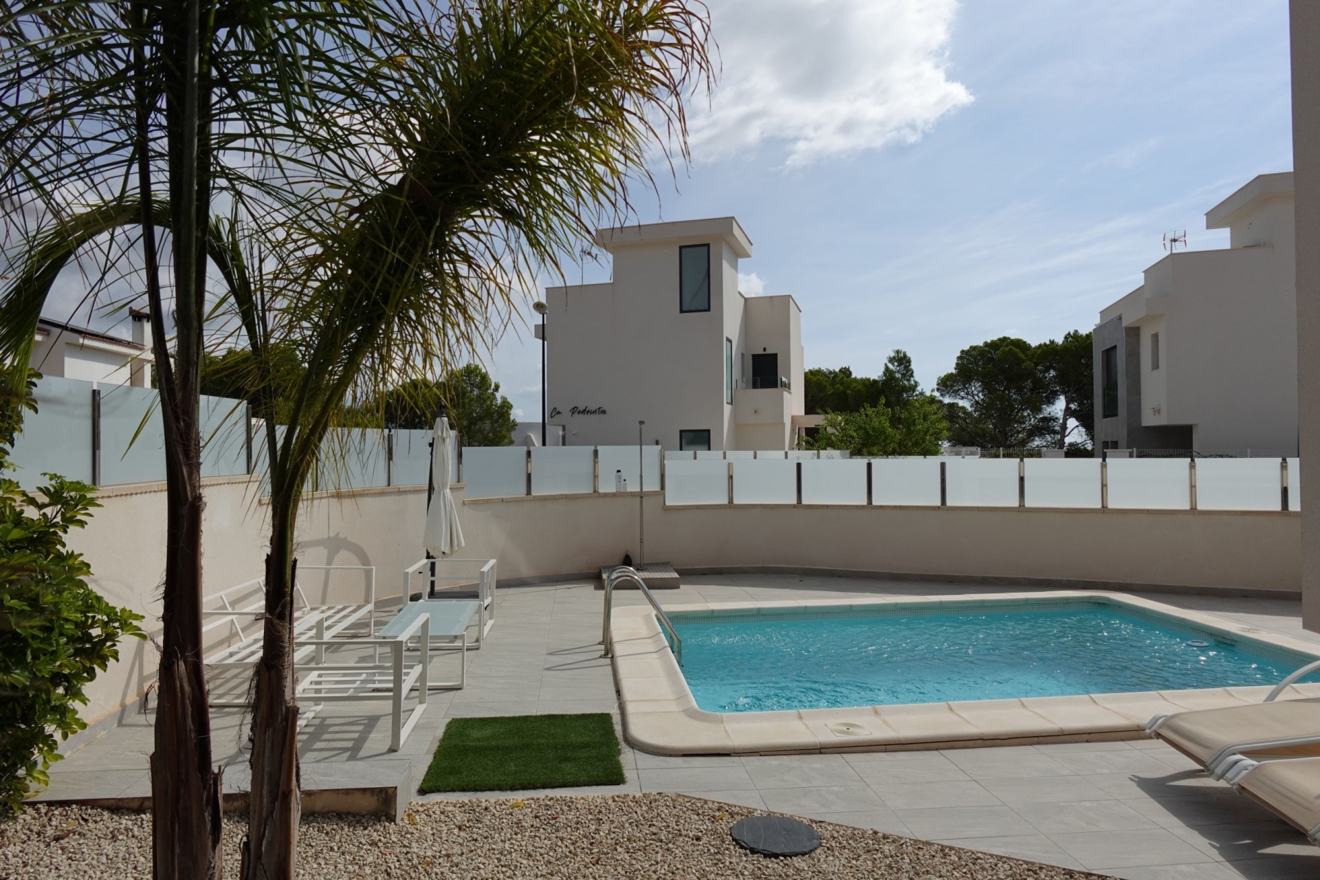 Återförsäljning - Town House -
La Nucía - Costa Blanca