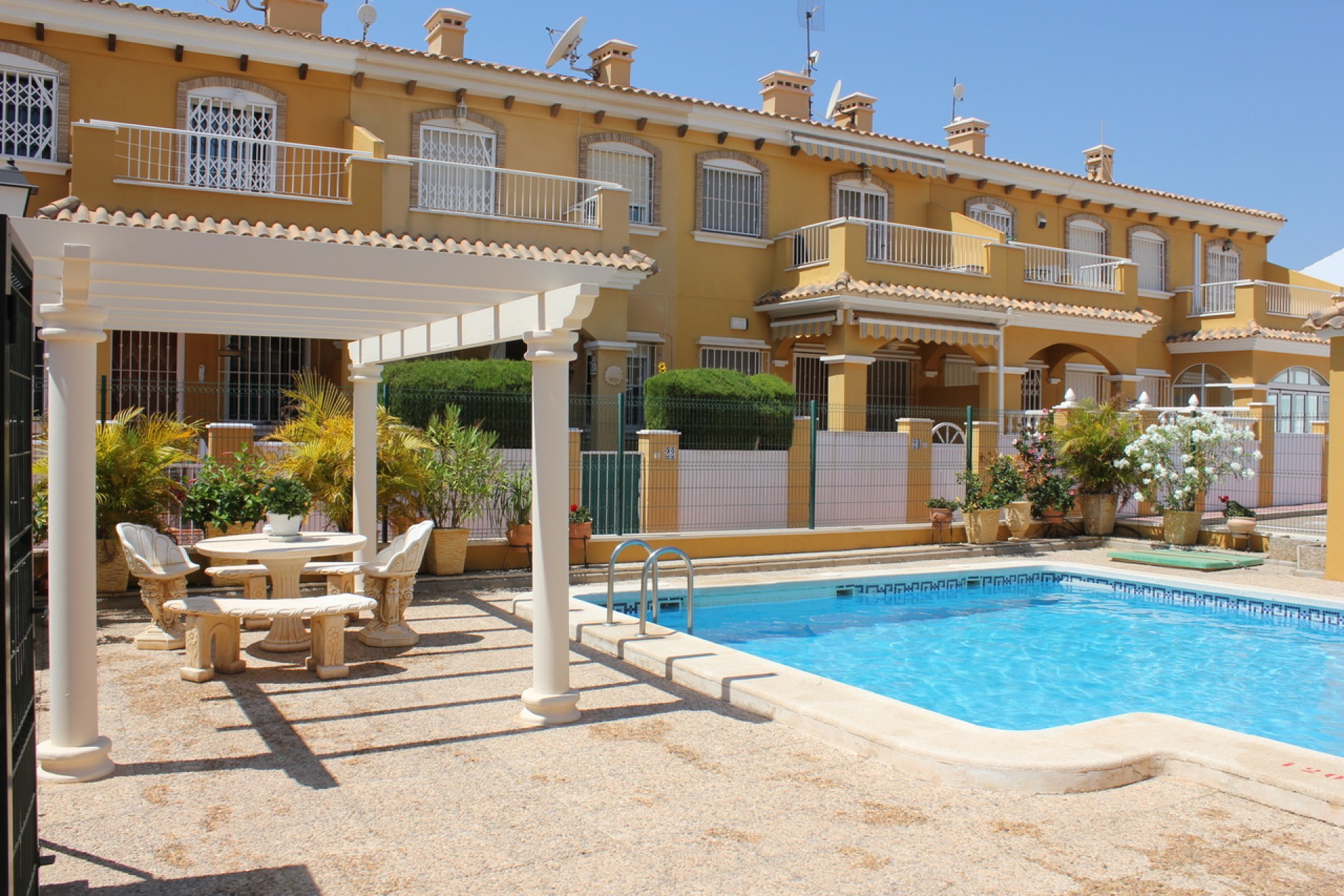 Återförsäljning - Town House -
La Zenia - Costa Blanca