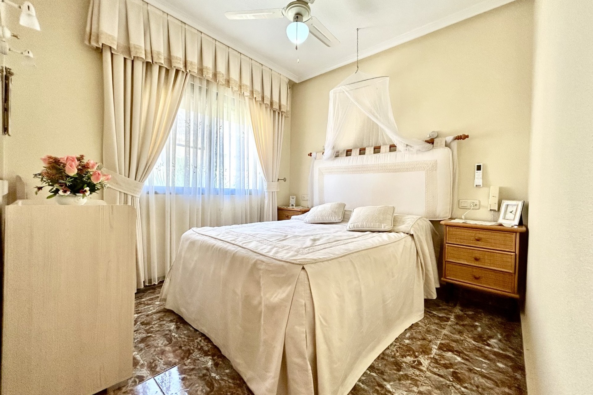 Återförsäljning - Town House -
La Zenia - Costa Blanca