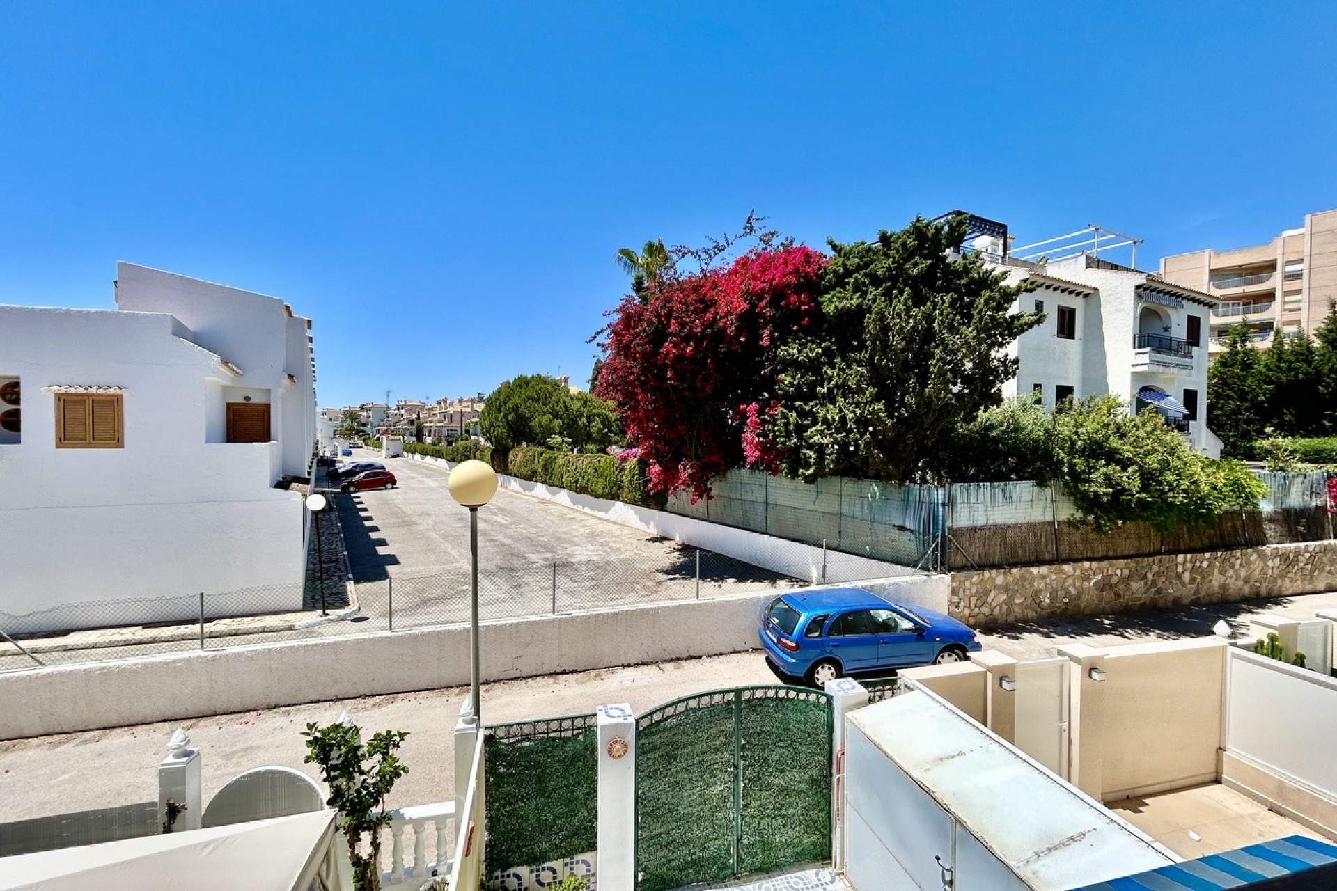 Återförsäljning - Town House -
La Zenia - Costa Blanca