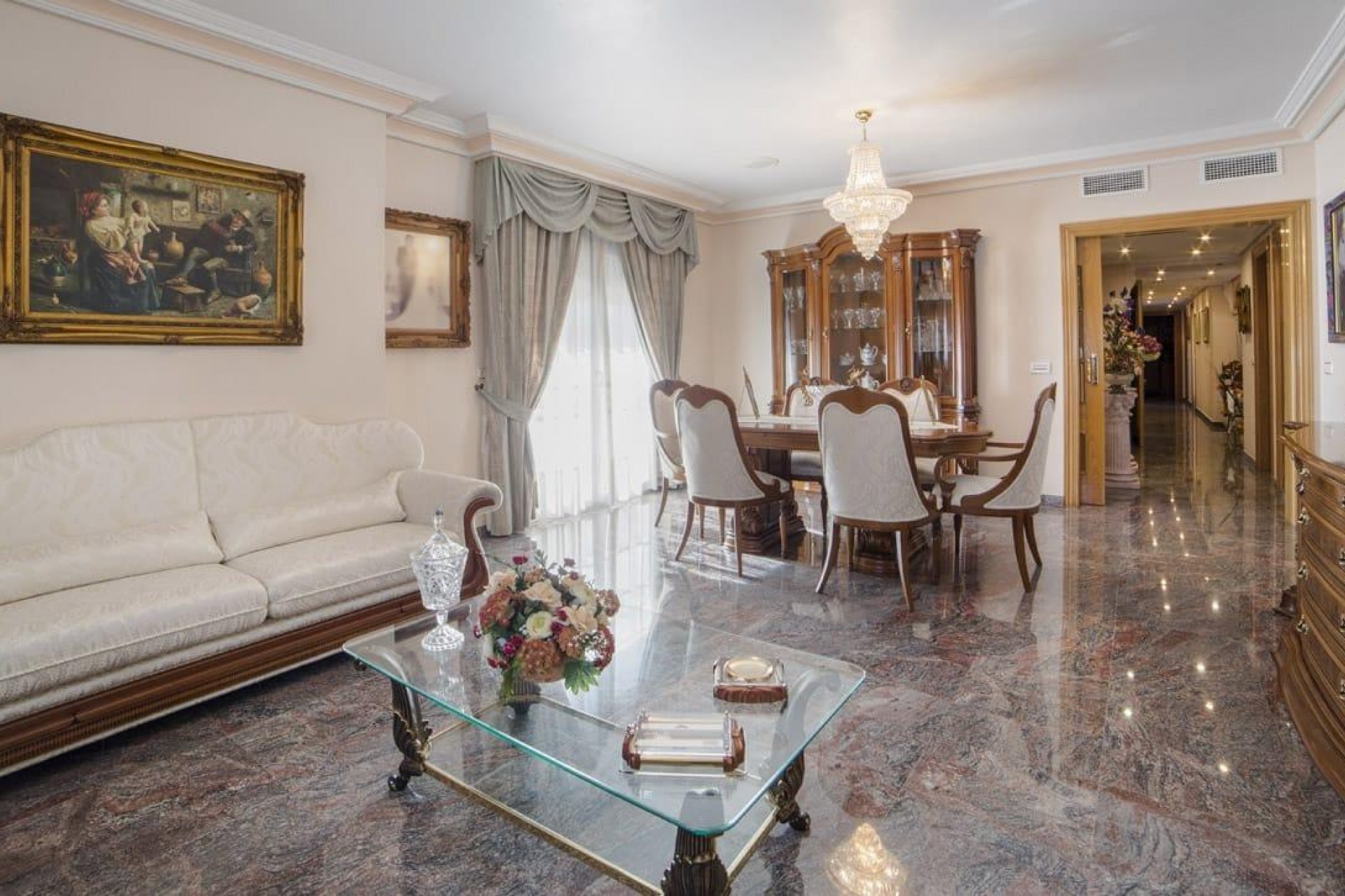 Återförsäljning - Town House -
Los Alcazares - Centro
