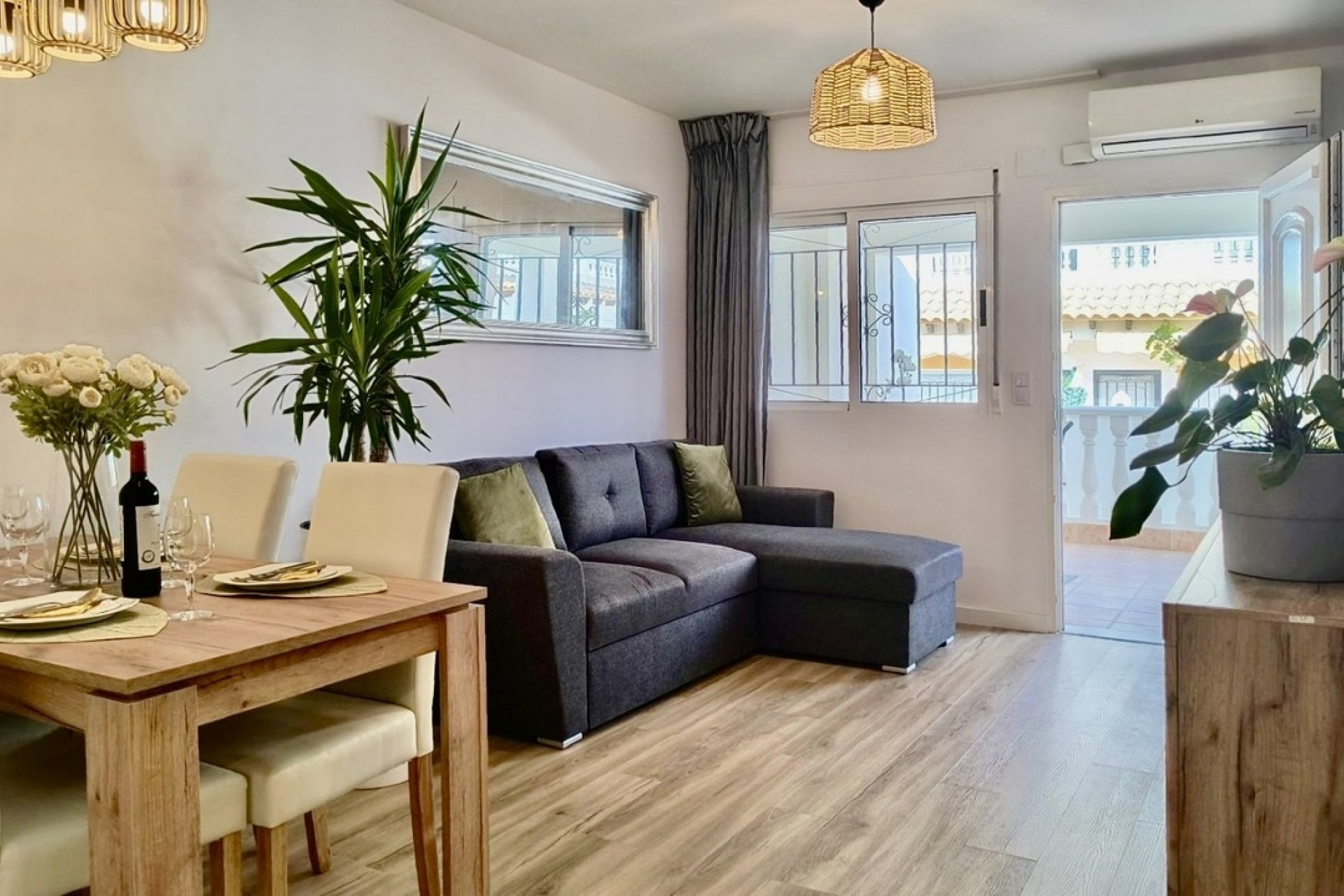 Återförsäljning - Town House -
Los Altos - Costa Blanca