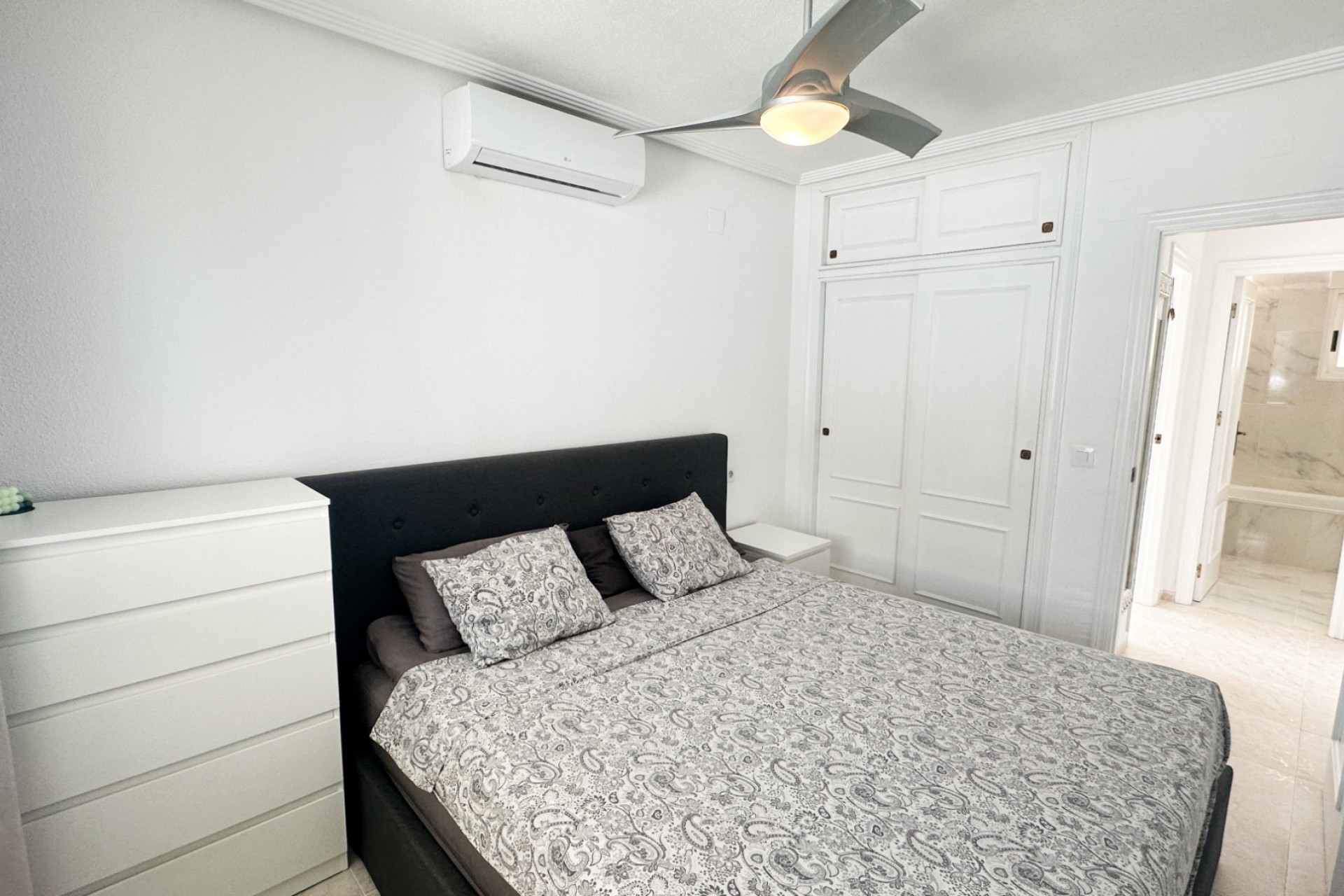 Återförsäljning - Town House -
Los Altos - Costa Blanca