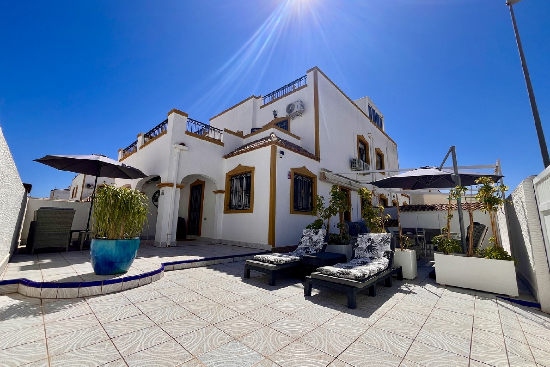 Återförsäljning - Town House -
Los Montesinos - Costa Blanca