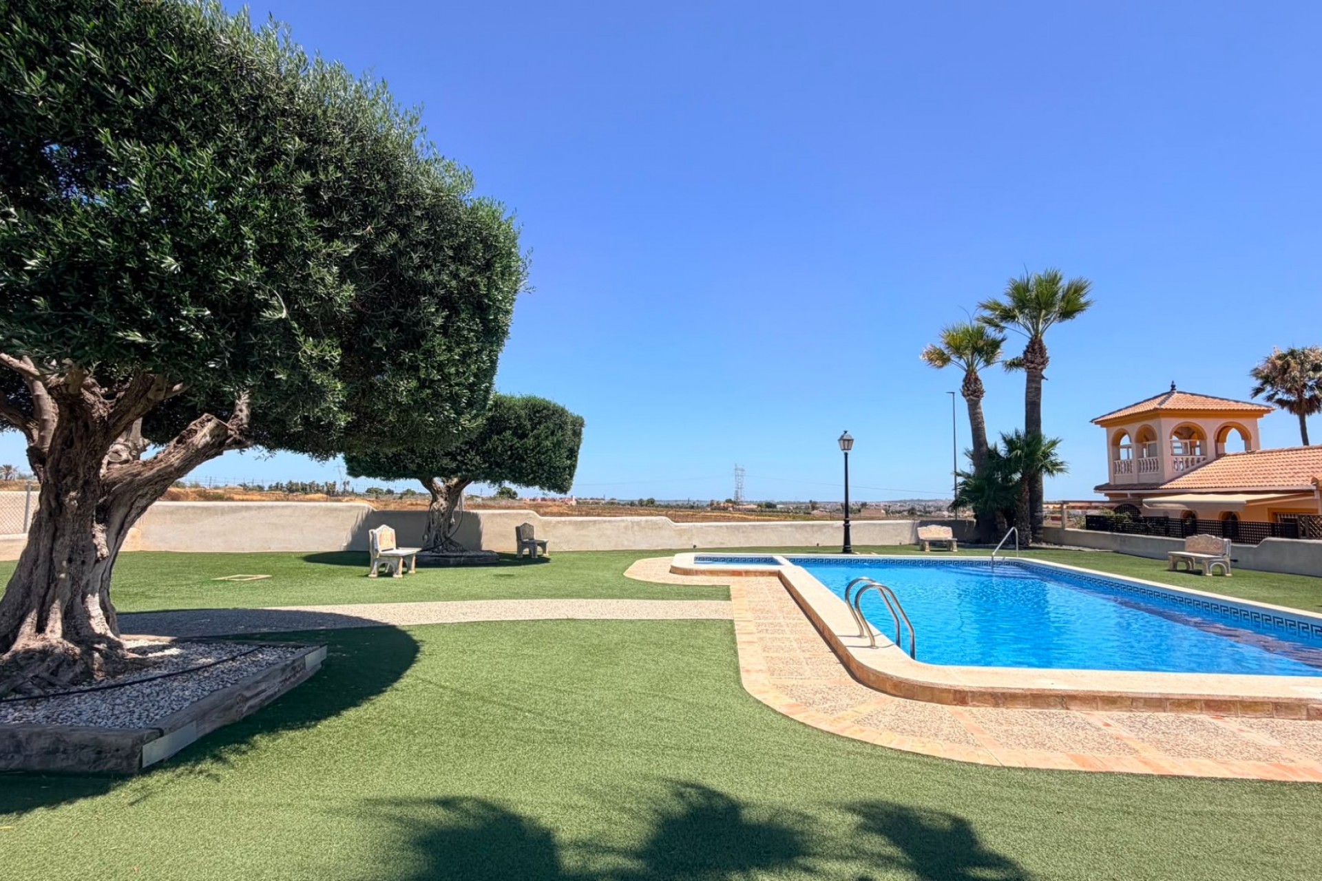 Återförsäljning - Town House -
Los Montesinos - Costa Blanca