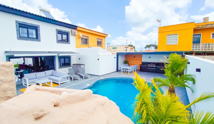 Återförsäljning - Town House -
Los Urrutias - Costa Calida
