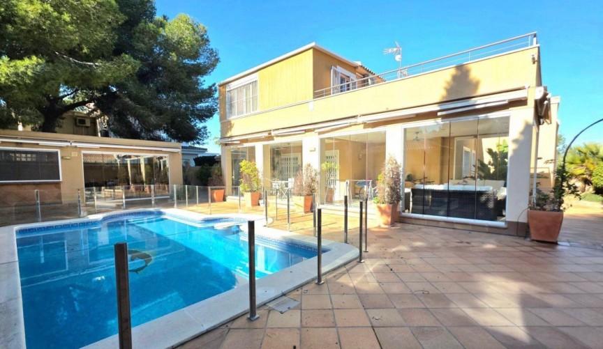 Återförsäljning - Town House -
Orihuela Costa - Altos De Campoamor