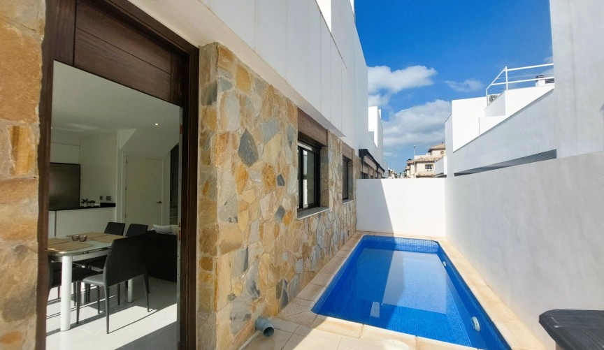 Återförsäljning - Town House -
Orihuela Costa - Costa Blanca