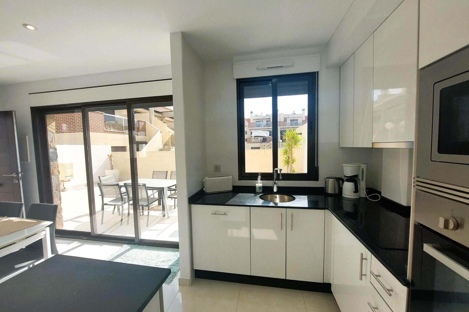 Återförsäljning - Town House -
Orihuela Costa - Costa Blanca