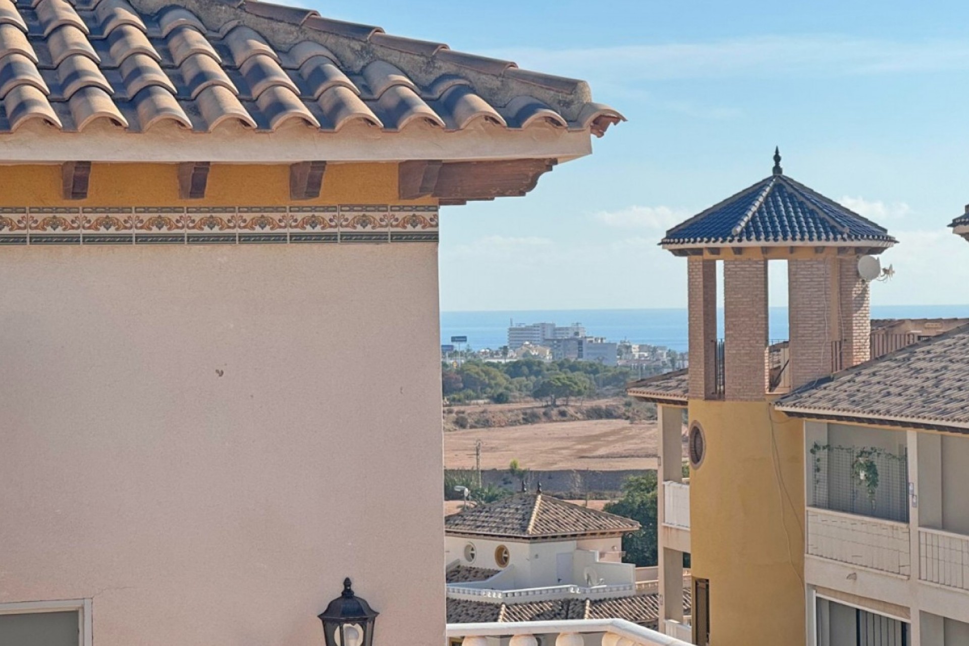 Återförsäljning - Town House -
Orihuela Costa - Costa Blanca