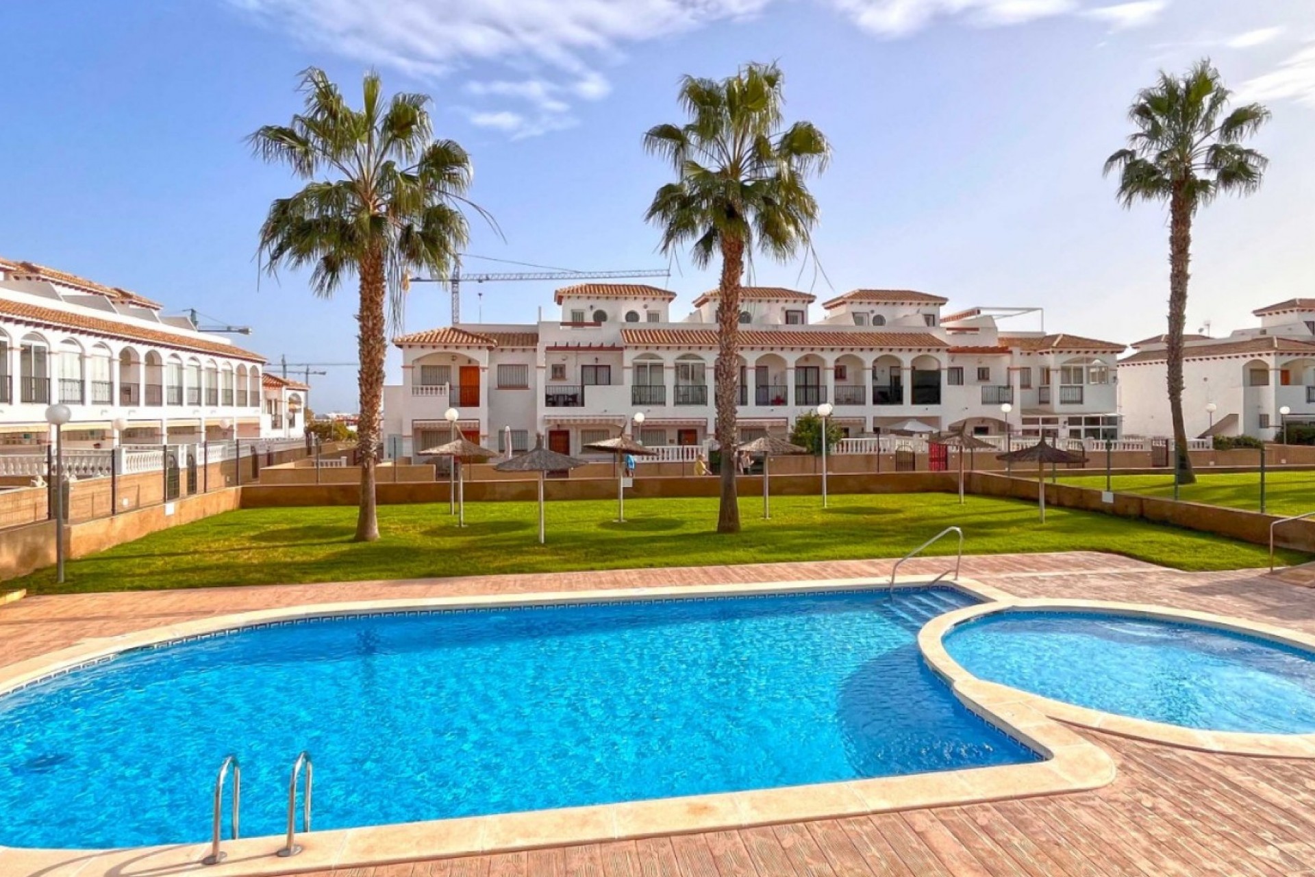 Återförsäljning - Town House -
Orihuela Costa - Costa Blanca