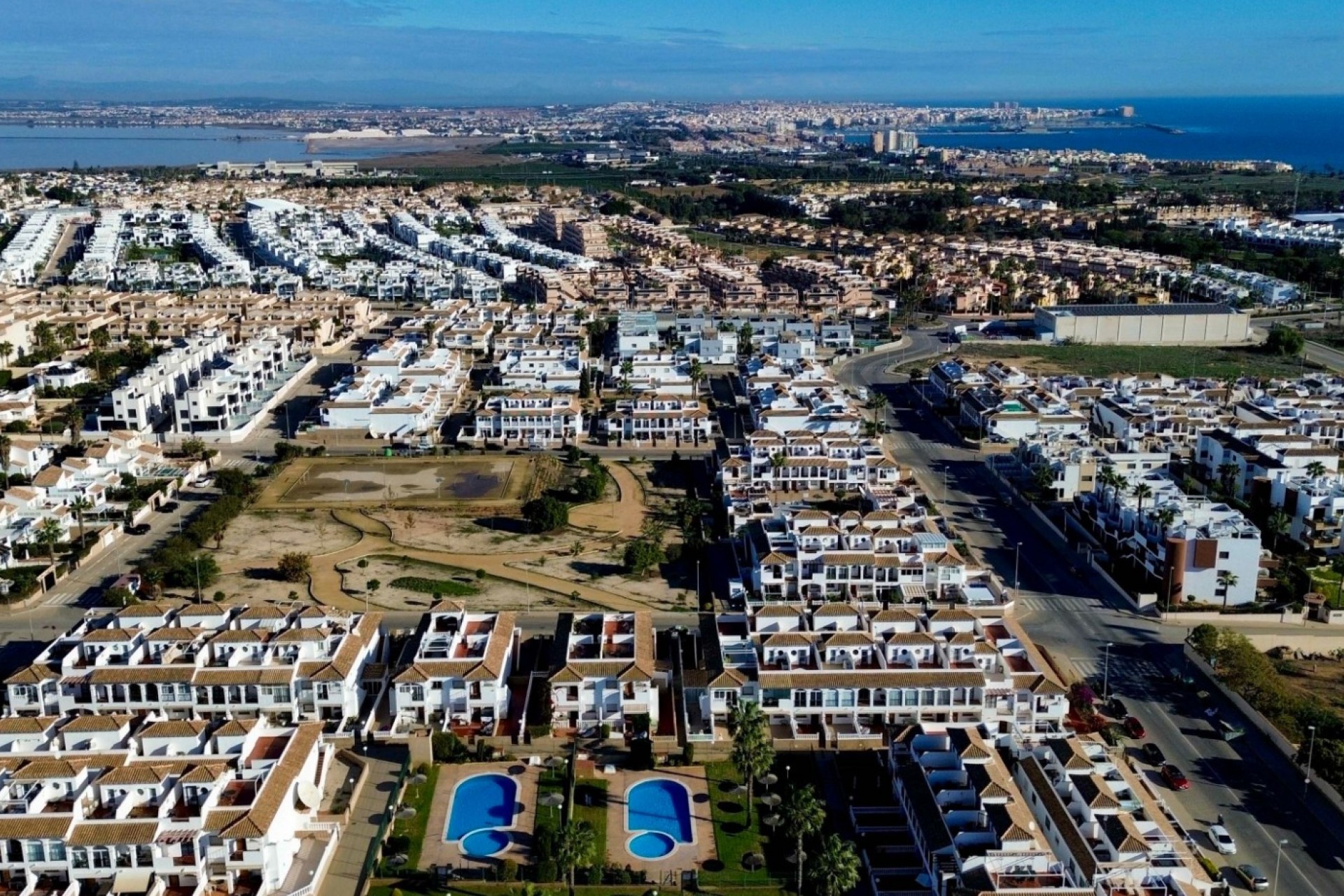 Återförsäljning - Town House -
Orihuela Costa - Costa Blanca