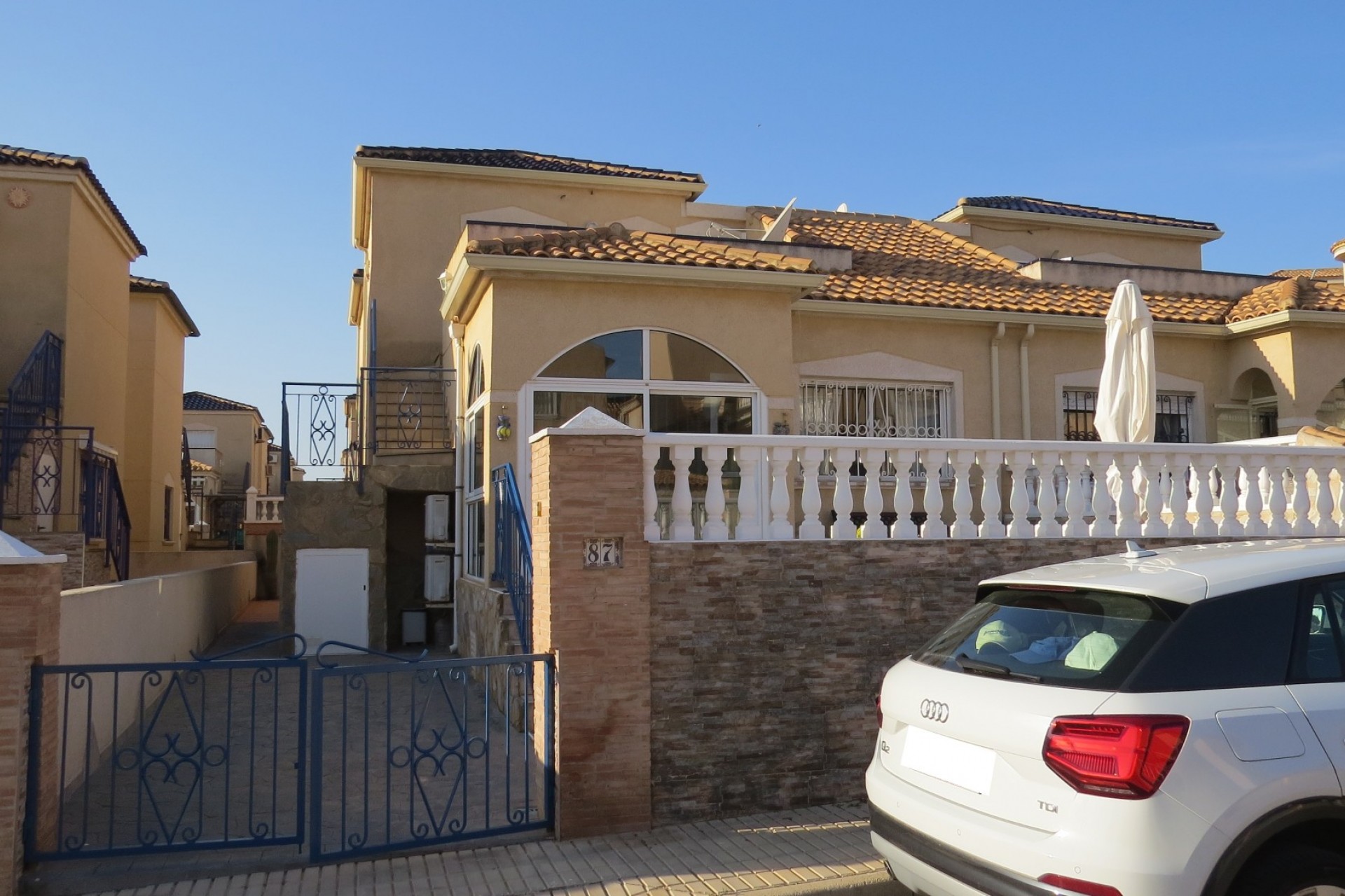 Återförsäljning - Town House -
Orihuela Costa - Costa Blanca