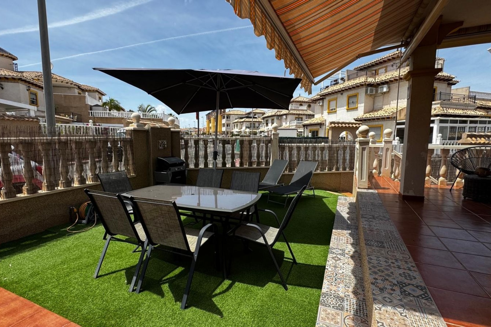 Återförsäljning - Town House -
Orihuela Costa - Costa Blanca