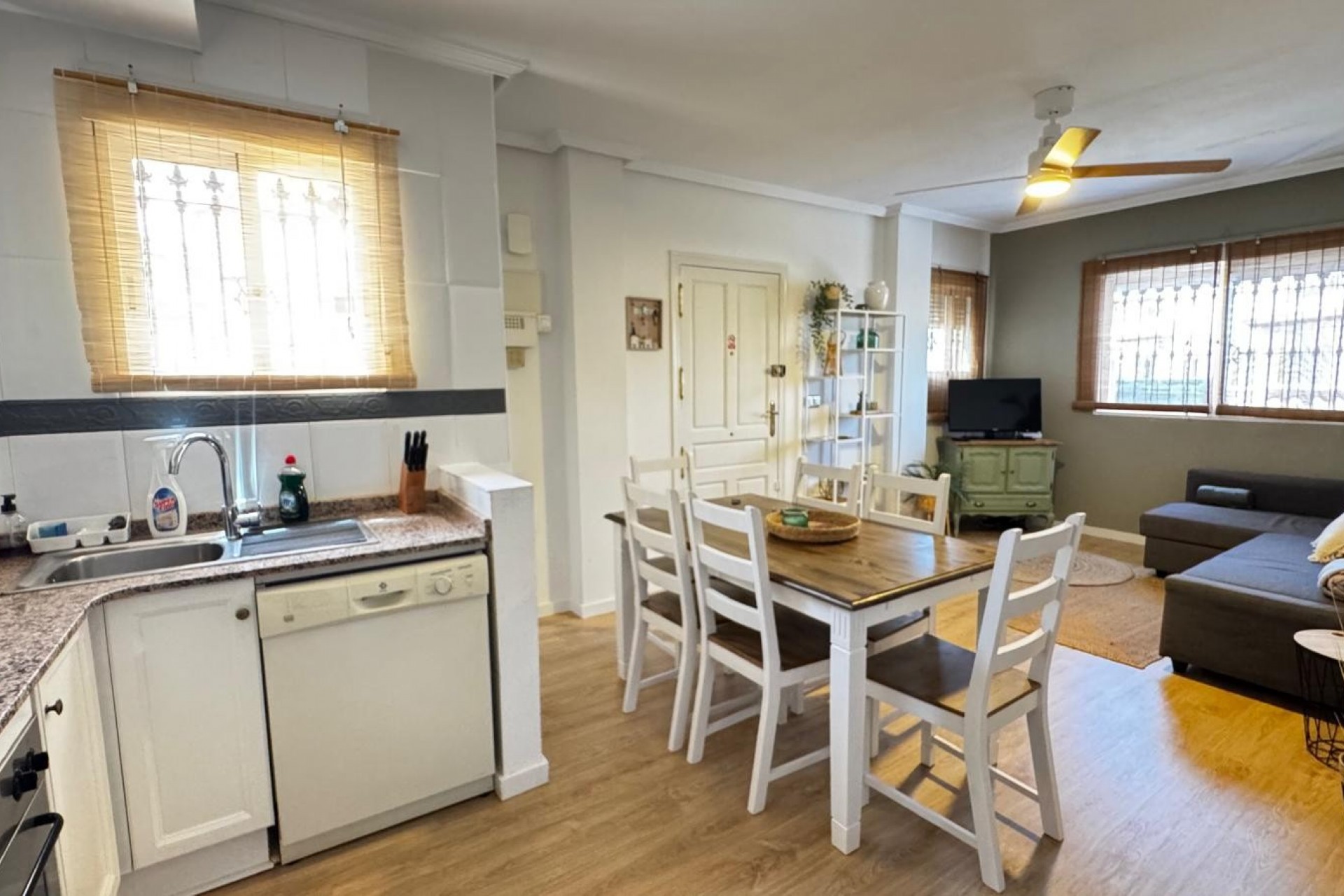 Återförsäljning - Town House -
Orihuela Costa - Costa Blanca